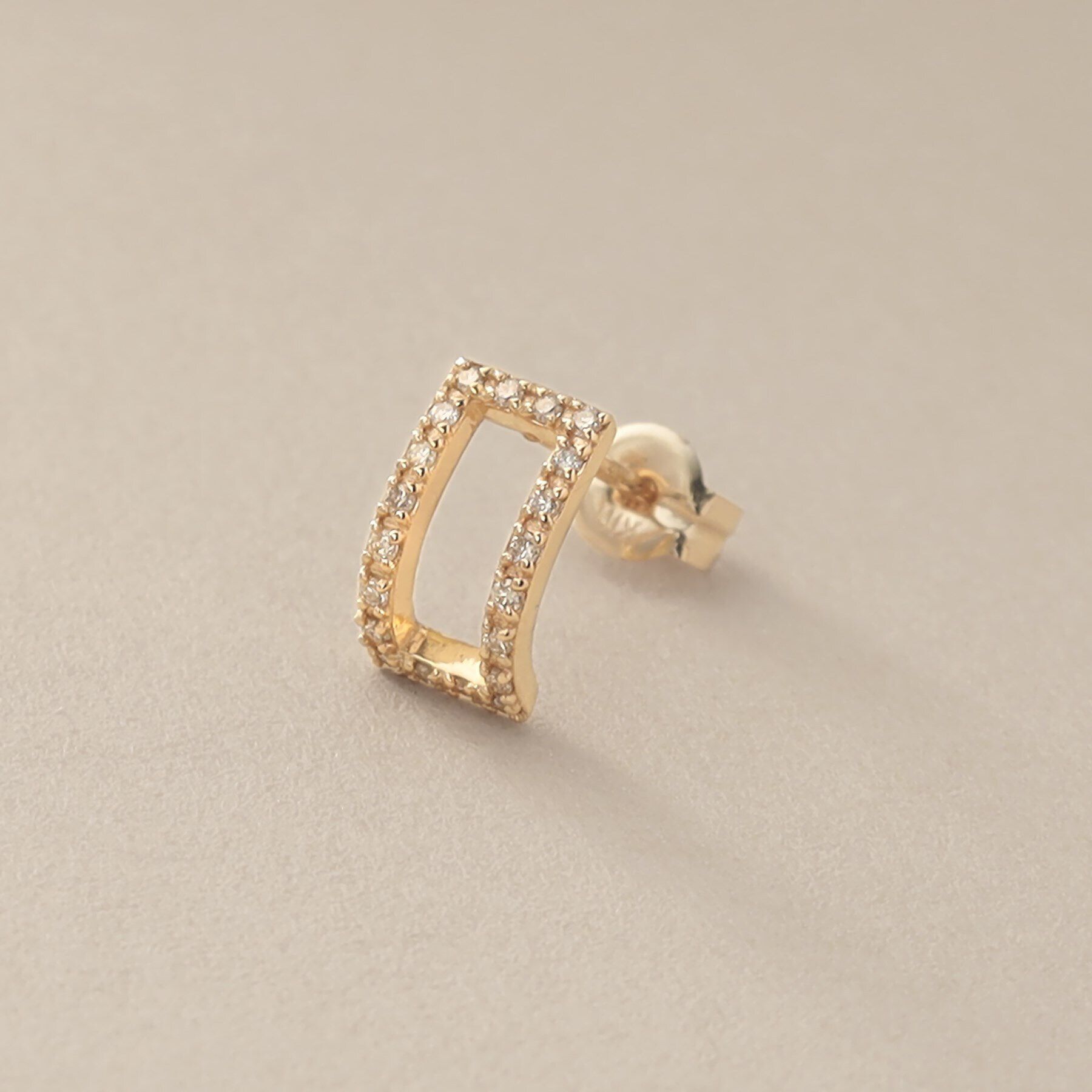 COCOSHNIK「K10ダイヤモンド スクエアシェイプ スタッドピアス」|ピアス|