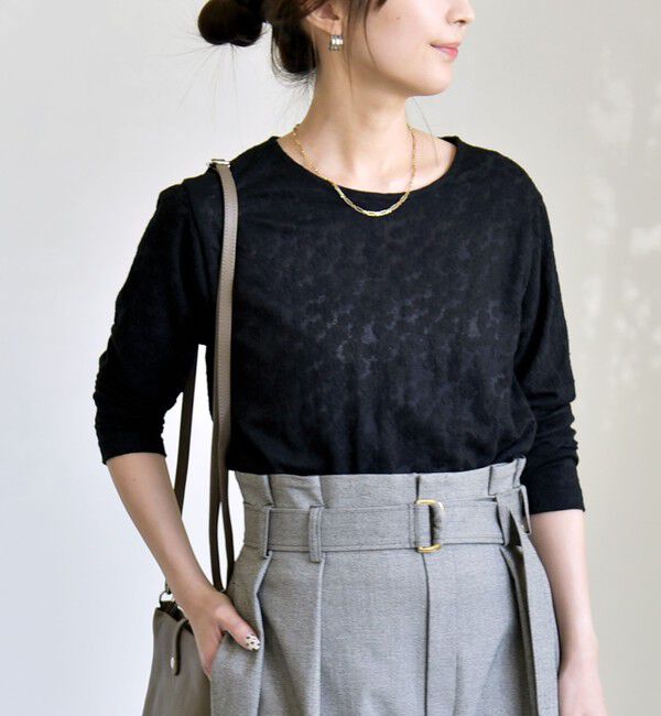 quaranciel「《予約》quaranciel:〈洗濯機可能〉フラワー ジャカード クルーネック プルオーバー」|Tシャツ・カットソー|