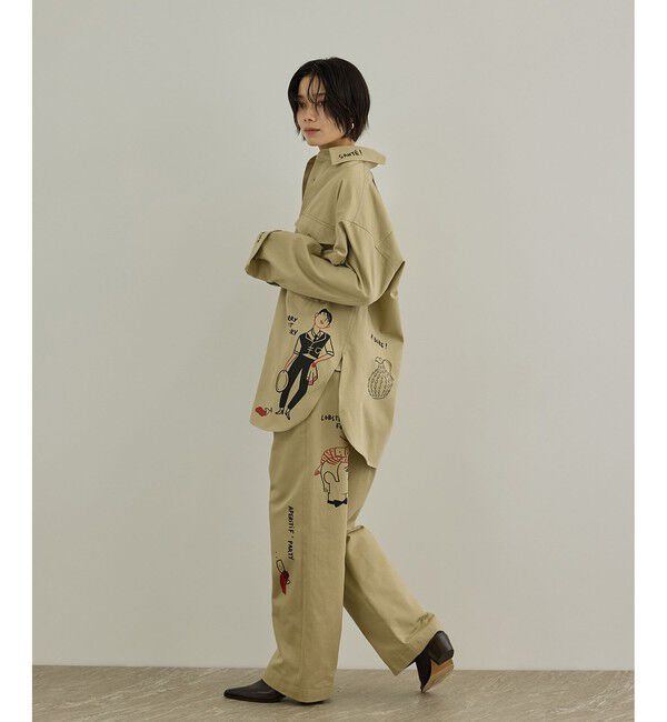 SALON adam et rope'「【Camille de Cussac by SALON】アートプリントトラウザーズパンツ / セットアップ対応」|チノ|