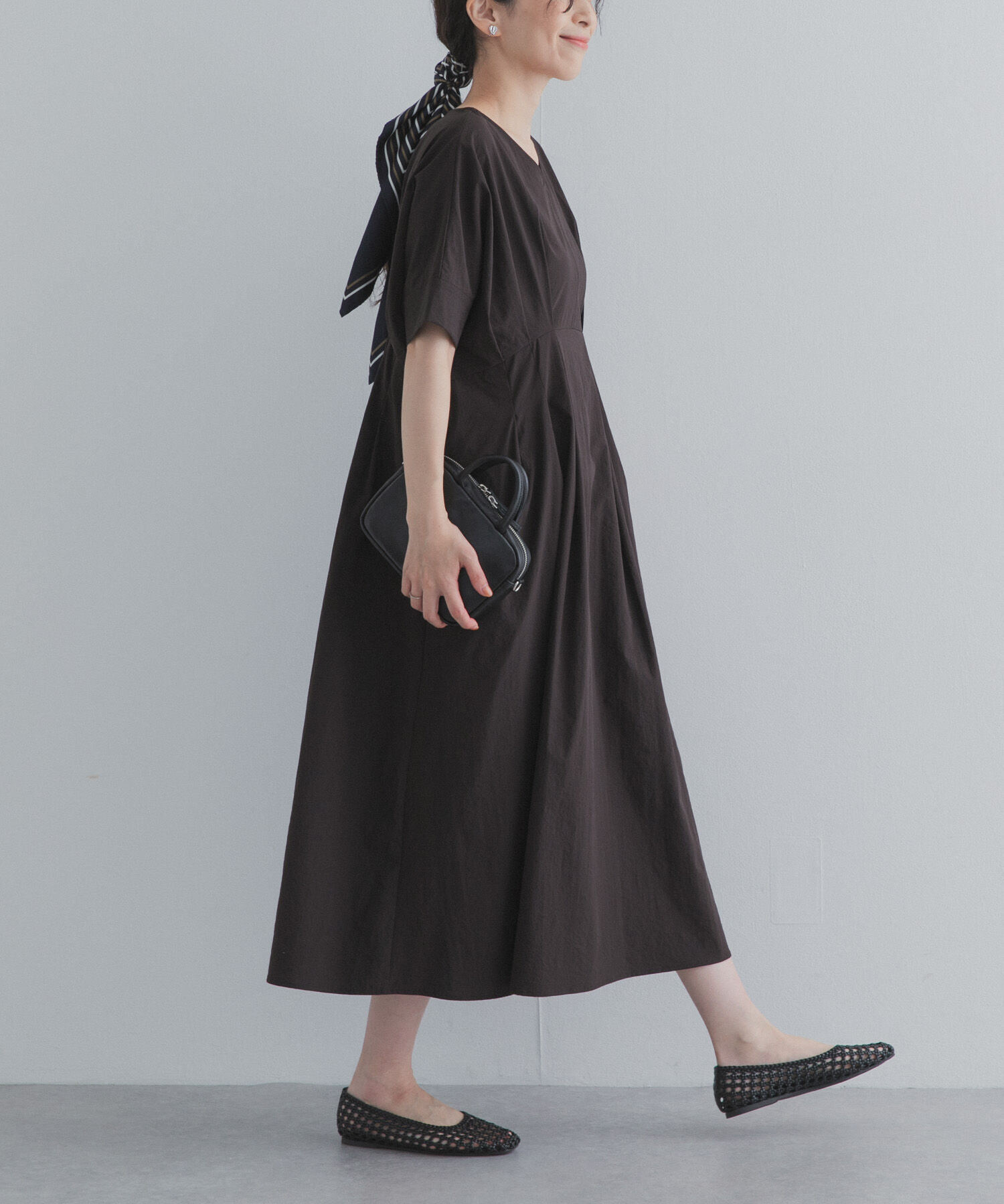 URBAN RESEARCH DOORS「ウエストタックワンピース」|ワンピース|