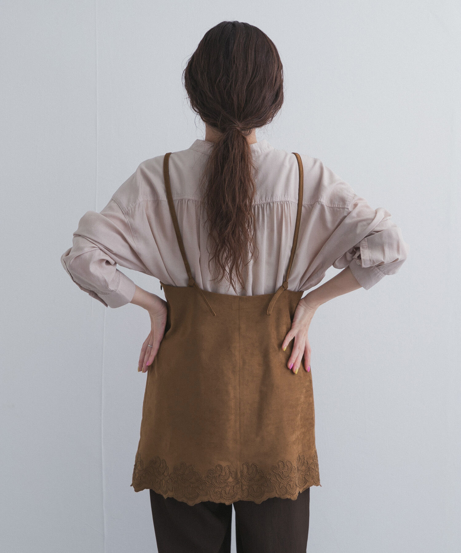 URBAN RESEARCH DOORS「ヘム刺繍スエードライクキャミソール」|その他|