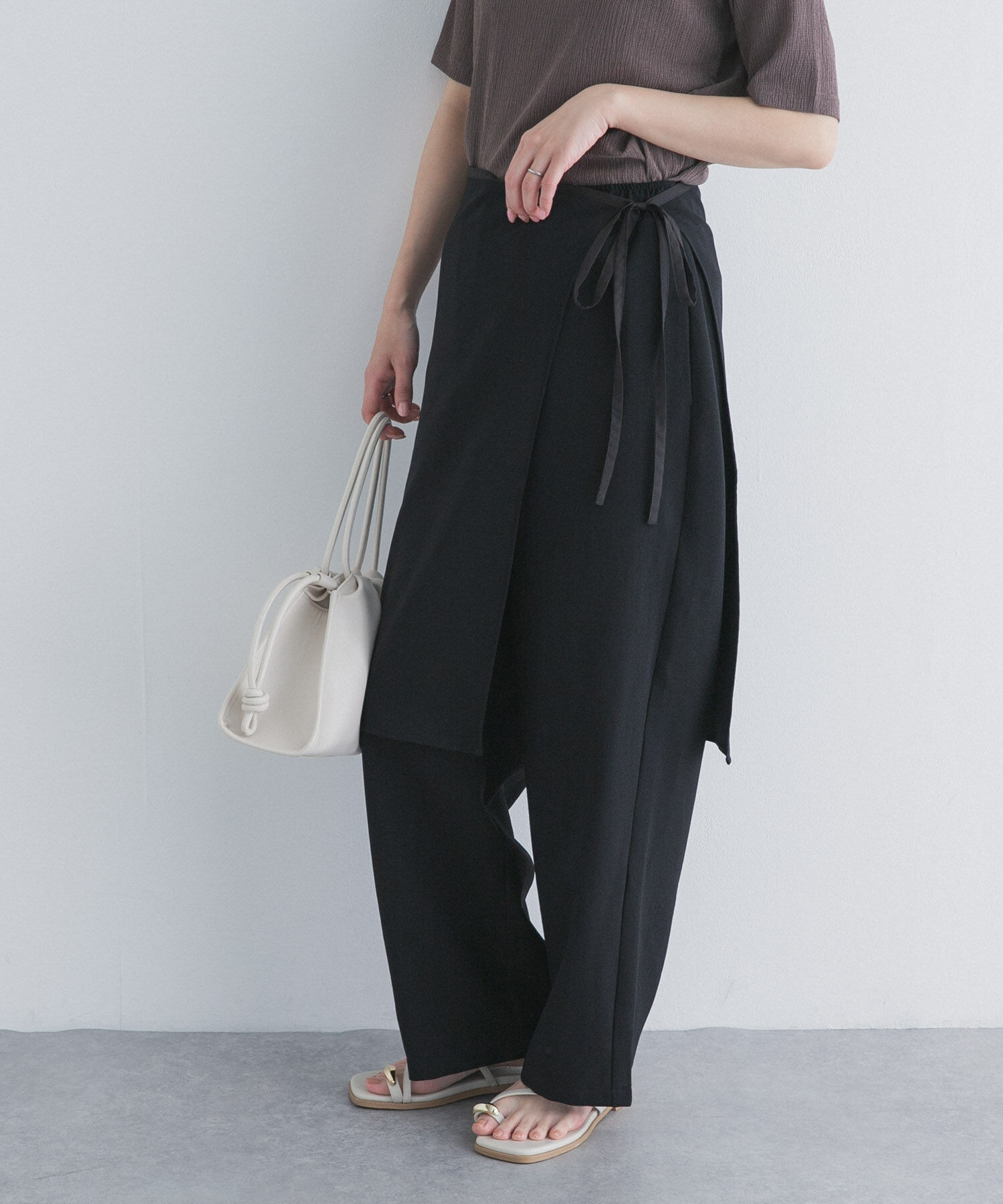 URBAN RESEARCH DOORS「ラップレイヤードストレートパンツ」|その他|ブラック