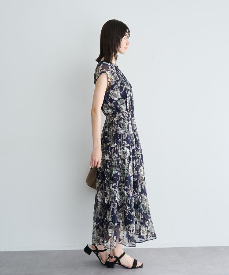 YECCA VECCA「【追加生産】フラワー柄シアープリーツワンピース」|ワンピース|
