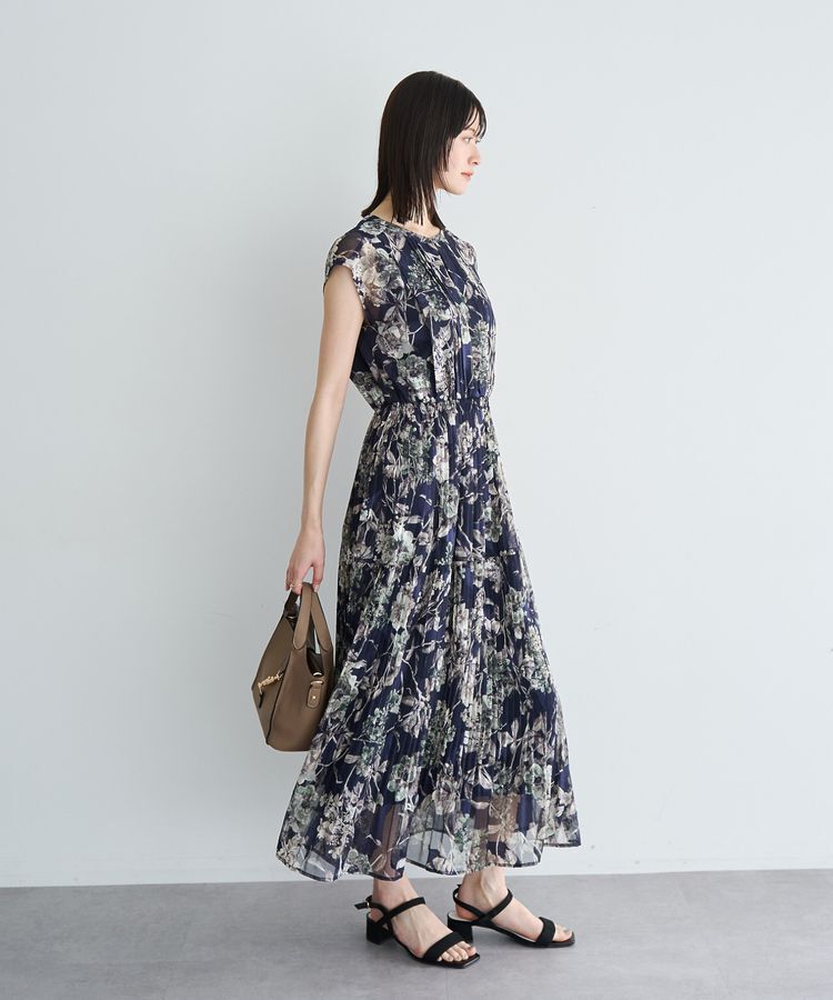 YECCA VECCA「【追加生産】フラワー柄シアープリーツワンピース」|ワンピース|