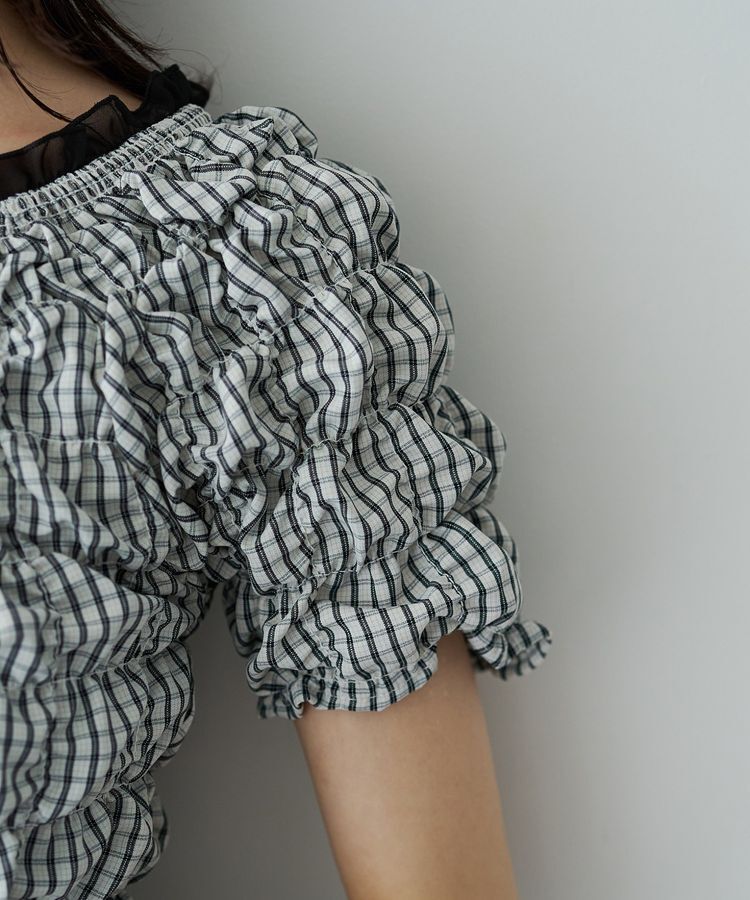 YECCA VECCA「【2way着用可能】チェック柄シャーリングブラウス」|シャツ・ブラウス|