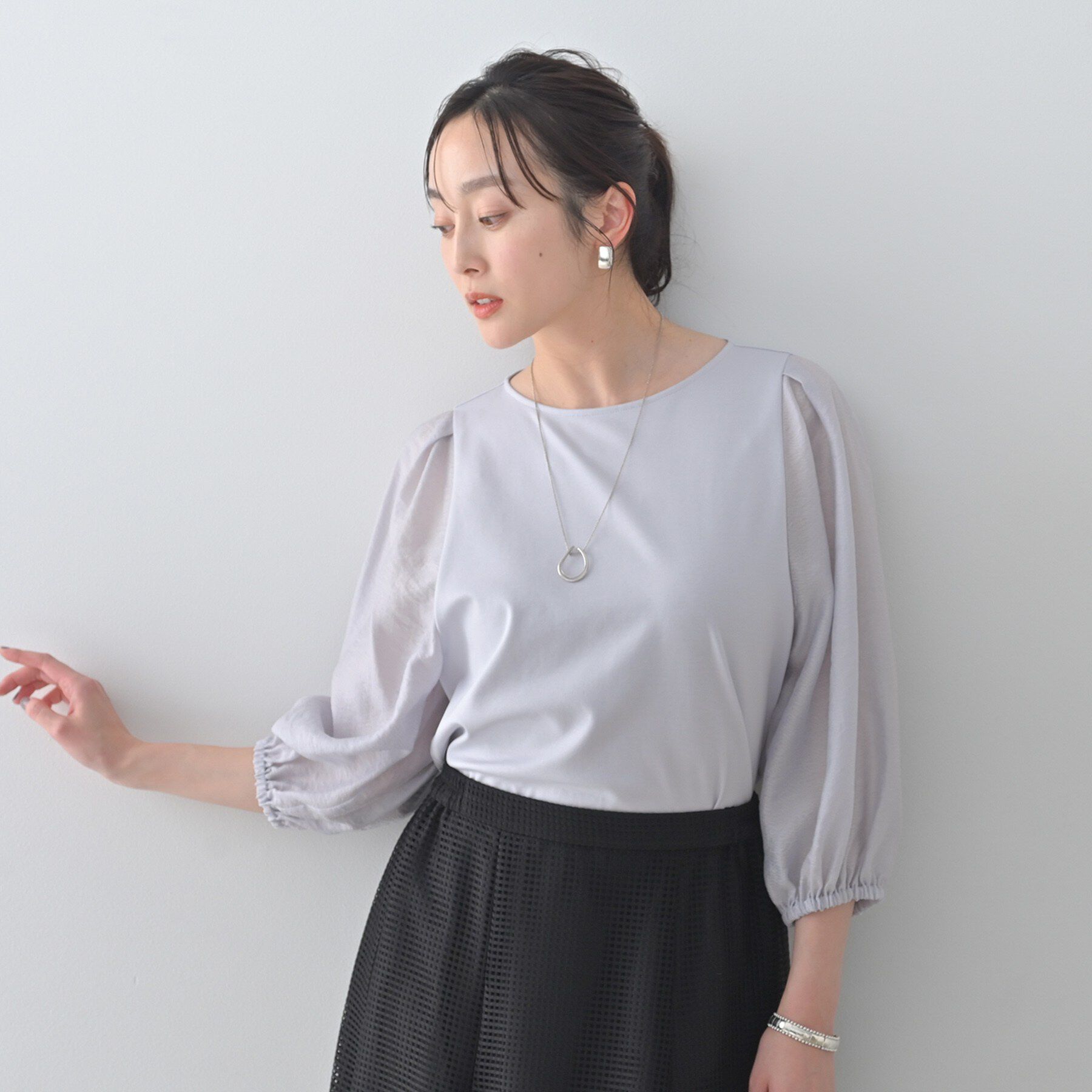 UNTITLED「【洗える/袖シアー】ポンチ袖ボリュームトップス」|Tシャツ・カットソー|