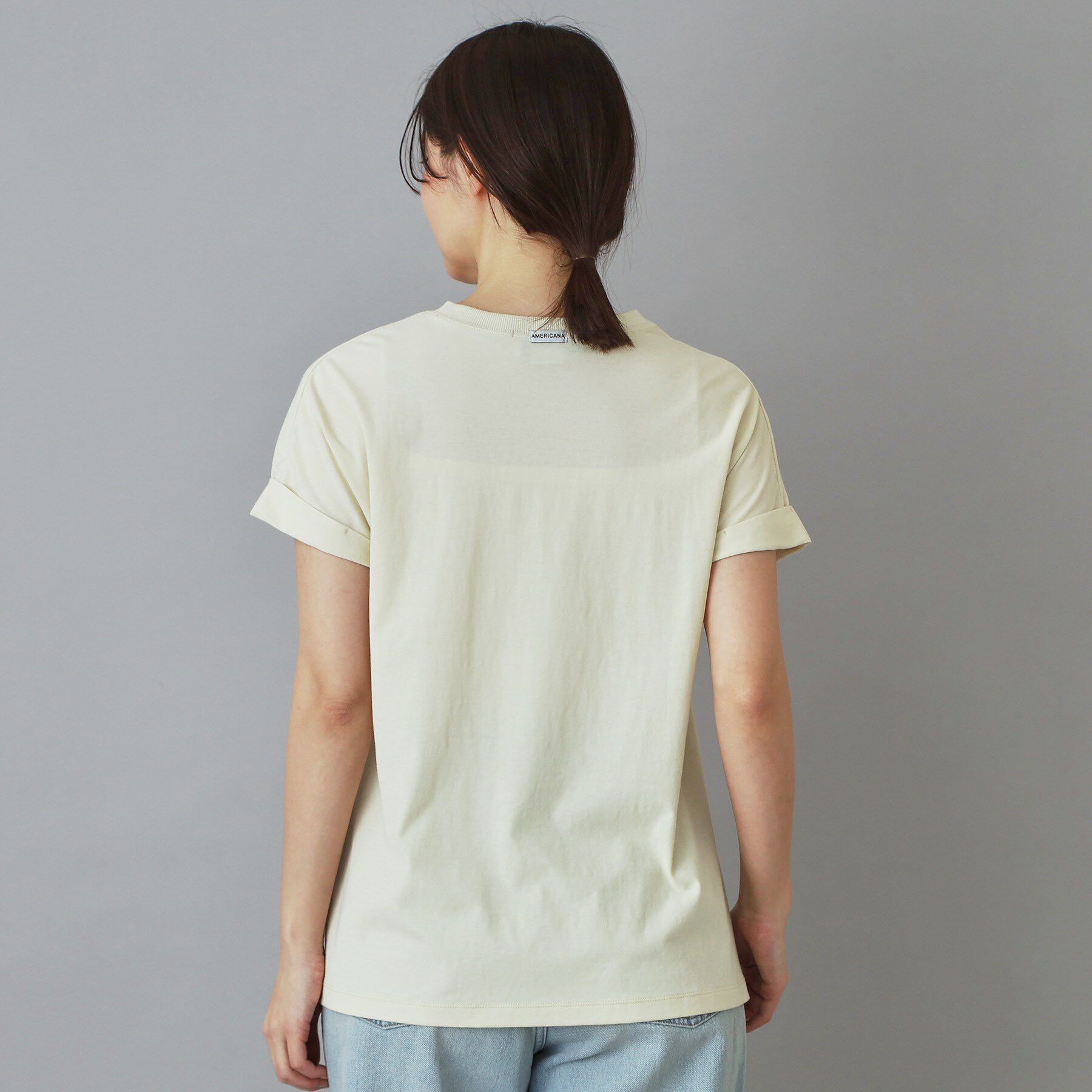 DRESSTERIOR「Americana（アメリカーナ）【別注】 接触冷感 袖ロールアップ ロゴTシャツ」|Tシャツ・カットソー|
