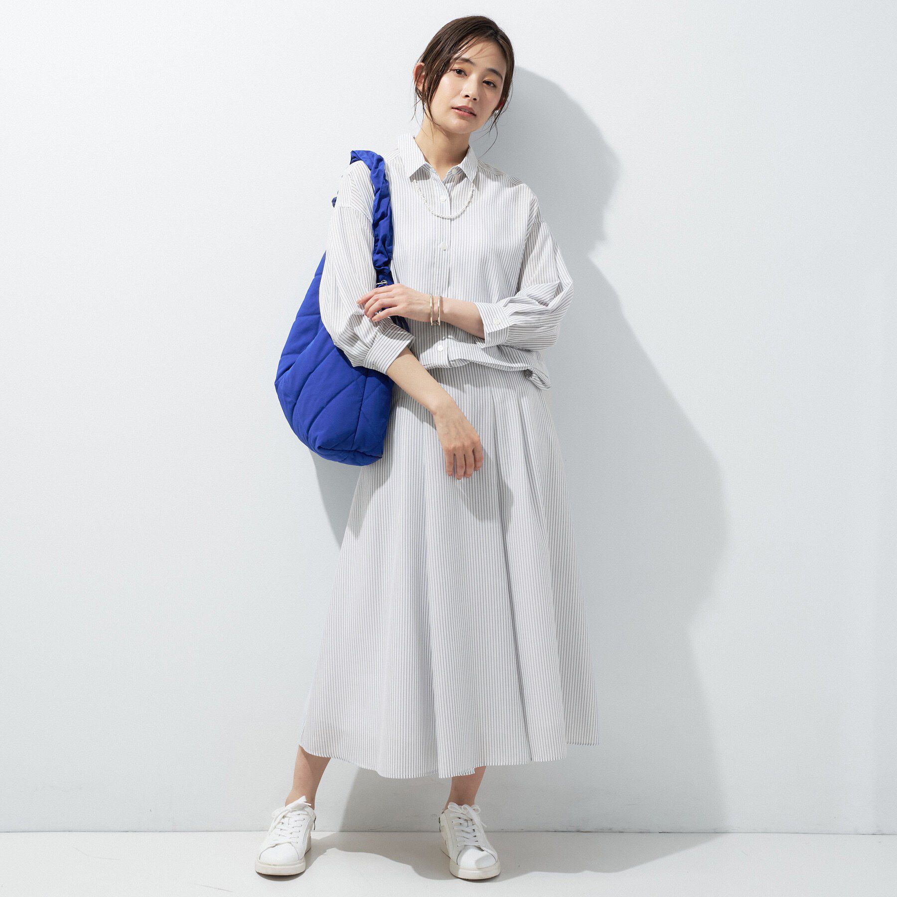 INDIVI「【接触冷感／洗える／SETUP可能】シアーシャンブレータックフレアスカート」|スカート|