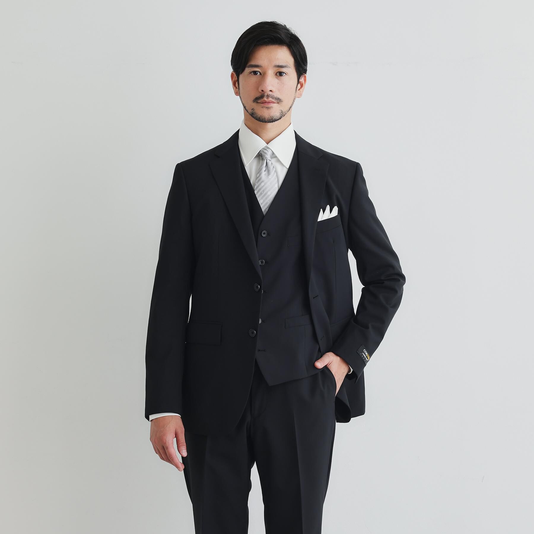 TAKEO KIKUCHI「【Begin掲載】コーデュラ（R）夏素材ウールトロ　ストレッチスーツ」|スーツ|