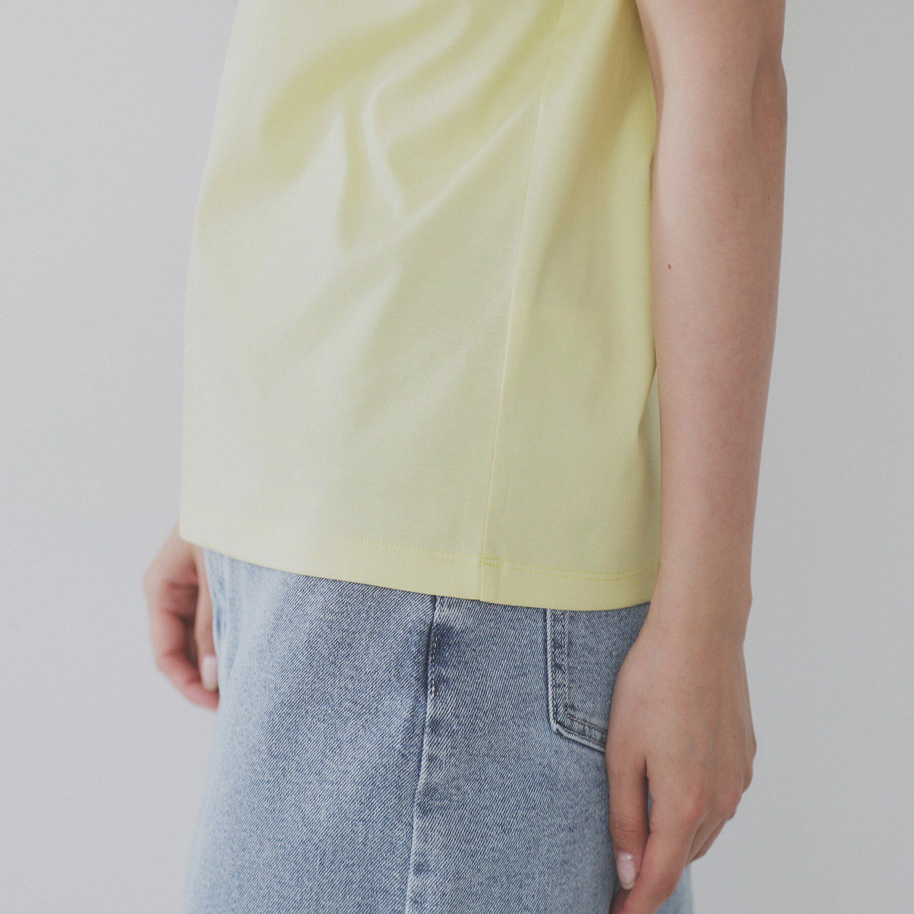 OPAQUE.CLIP「《5色展開／SS-LLサイズ》ベーシッククルーネックTシャツ【接触冷感／洗濯機洗い可】」|Tシャツ・カットソー|