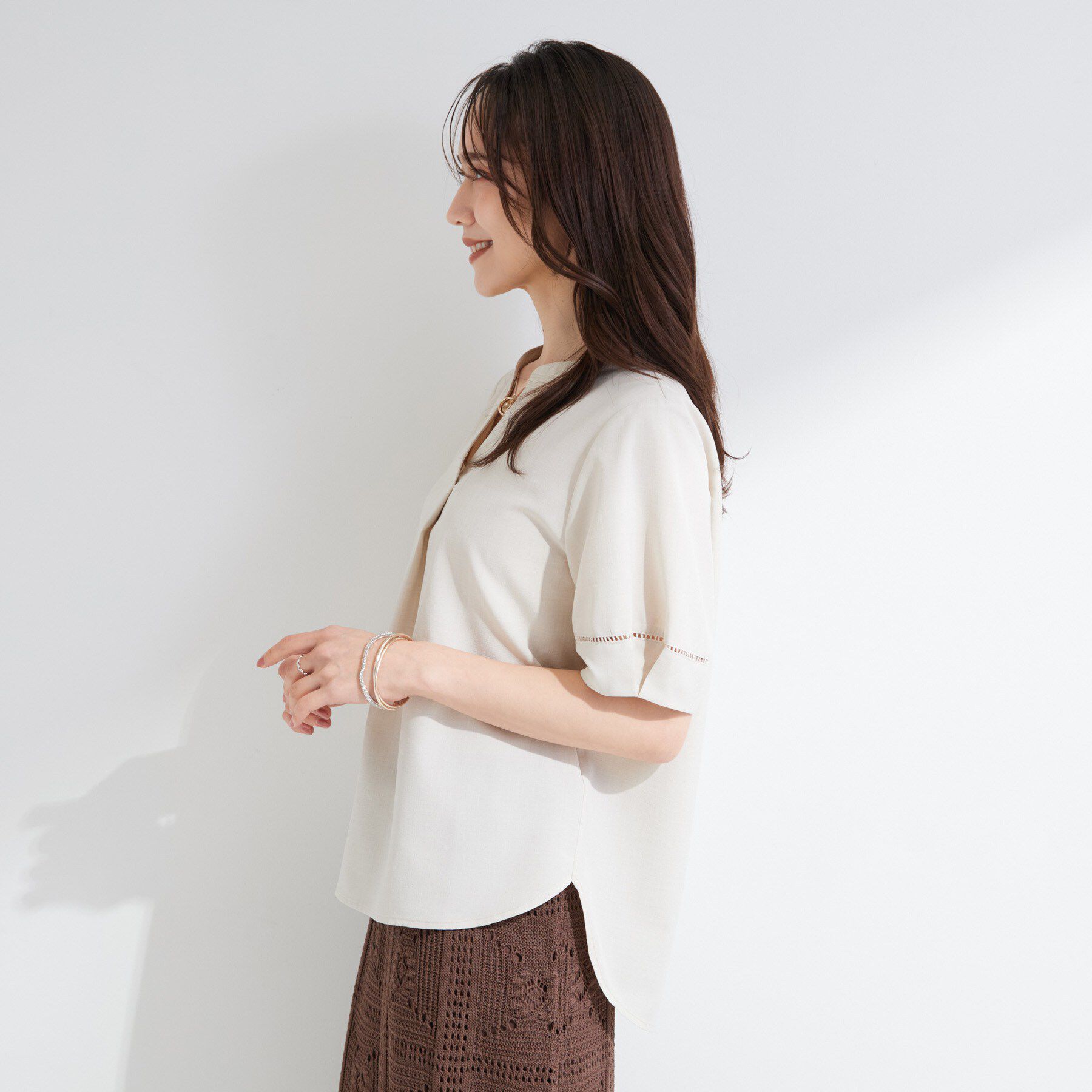 SHOO･LA･RUE「【洗濯後しわになりにくい／インせずきまる】麻調ハシゴレーススキッパーブラウス」|シャツ・ブラウス|