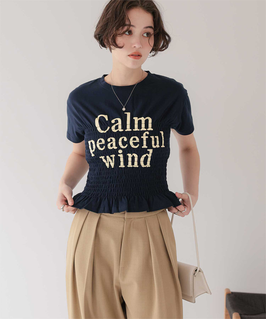titivate「シャーリングロゴプリントTシャツ」|Tシャツ・カットソー|