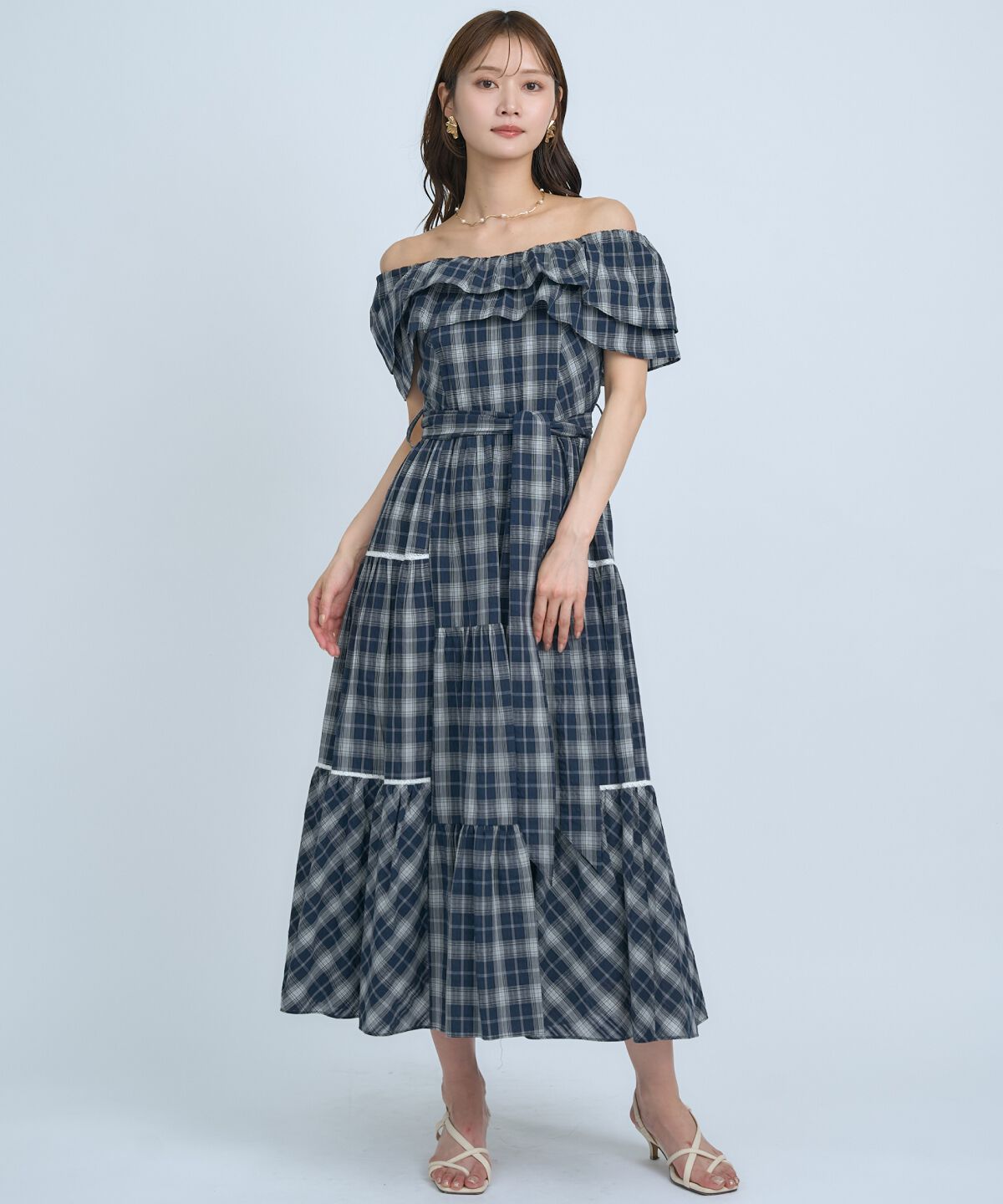 アンドクチュール「オフショルチェックフレアワンピース」|ワンピース|紺系チェック
