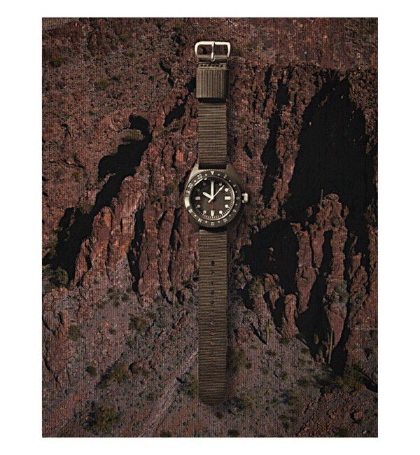 BEAMS PLUS「MIL TRAVEL WATCH TYPE-P24」|腕時計|