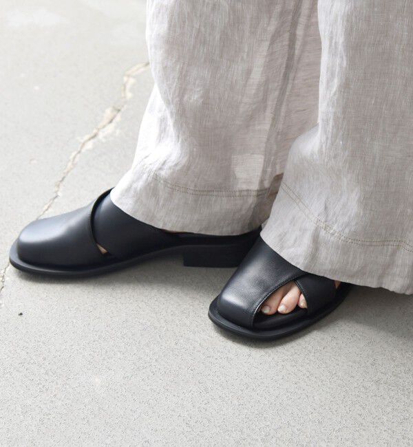 SHIPS any「【SHIPS any別注】ALL BLACK:  バック ストラップ サンダル」|サンダル|