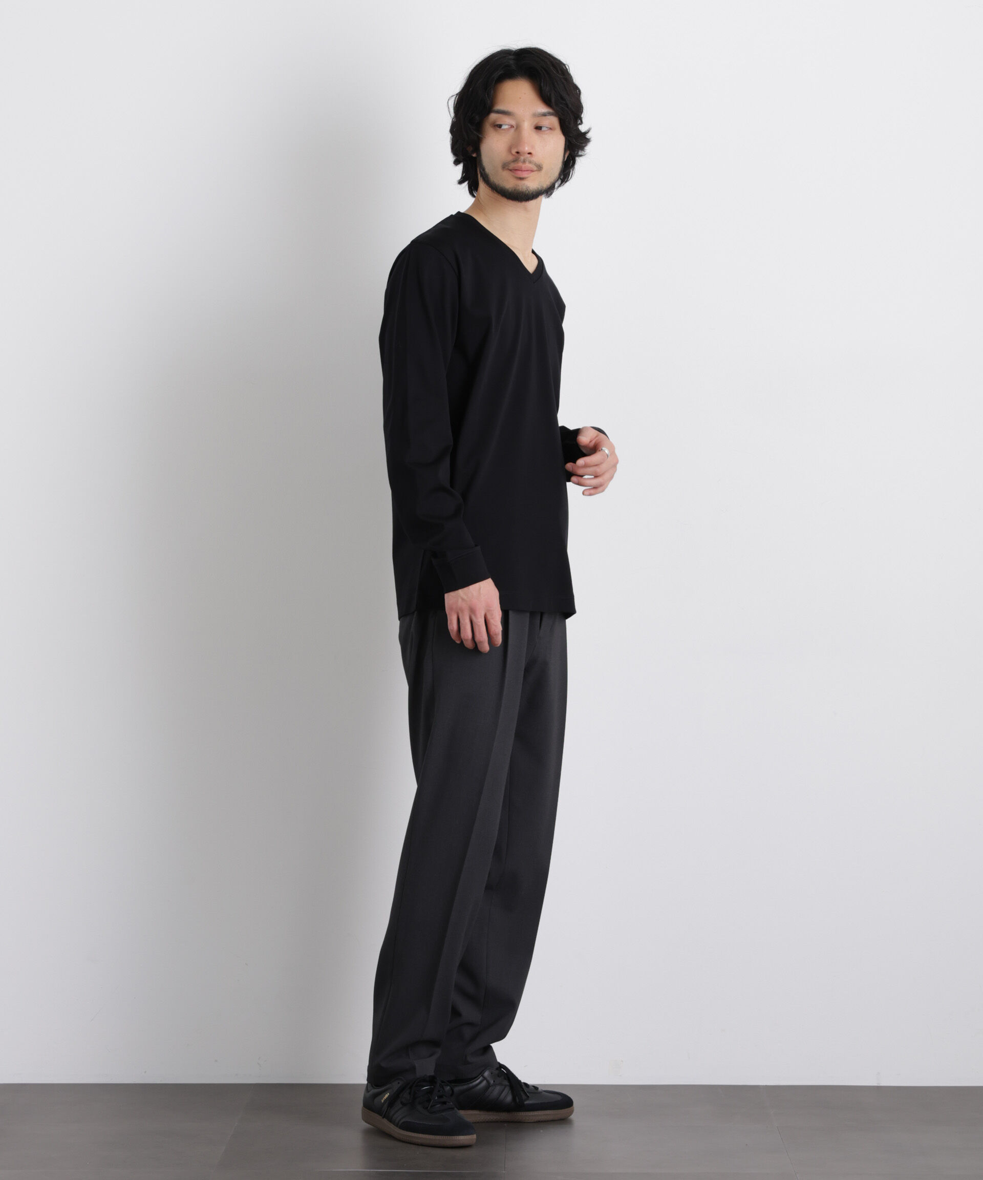 nano･universe「アンチスメルVネックTシャツ 長袖」|Tシャツ・カットソー|