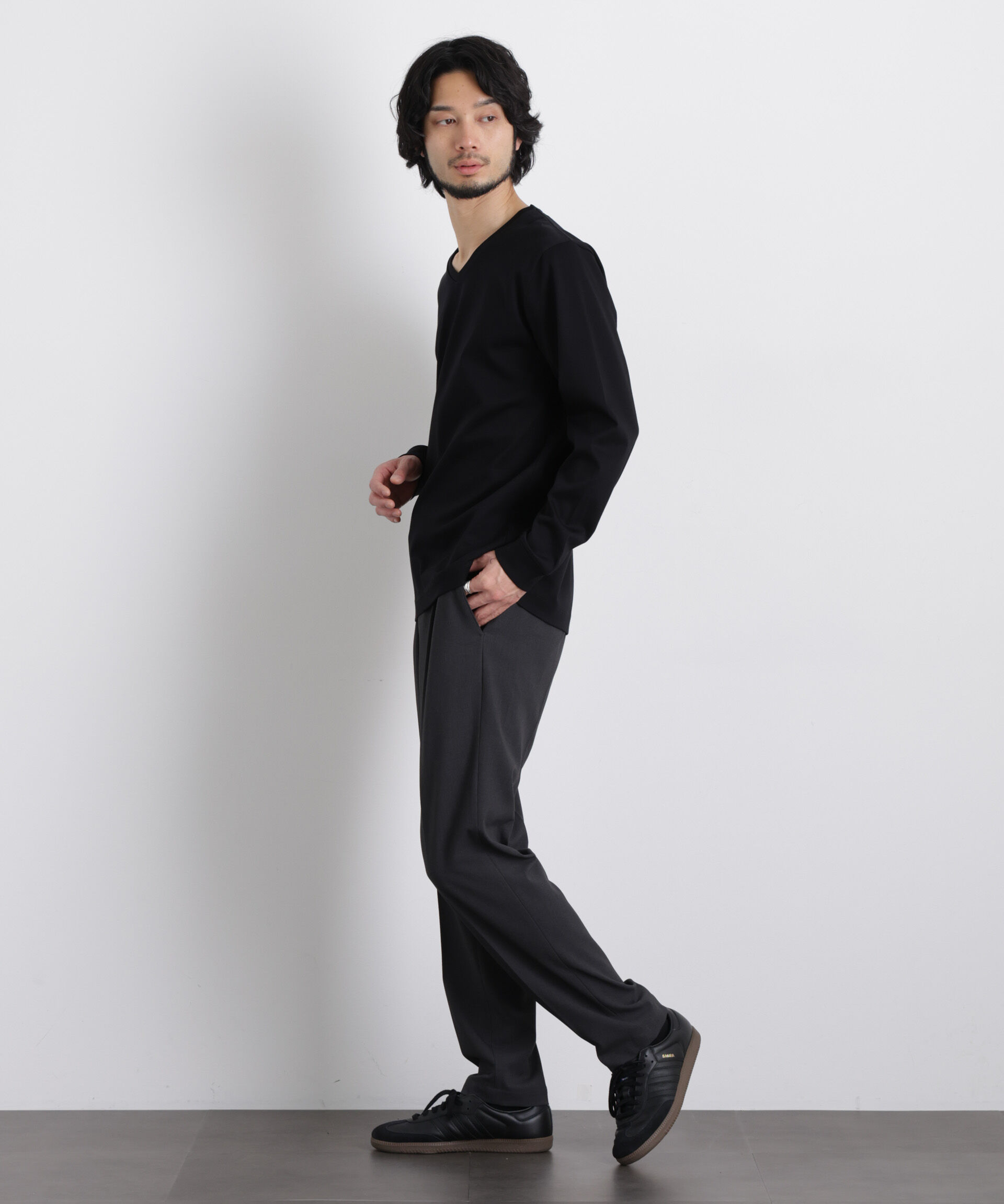 nano･universe「アンチスメルVネックTシャツ 長袖」|Tシャツ・カットソー|