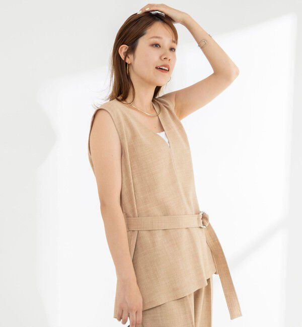 NOLLEY'S「《セットアップ対応》【BECシリーズ】ウォッシャブルリネンライクベルテッドノースリーブブラウス」|ベスト・ジレ|