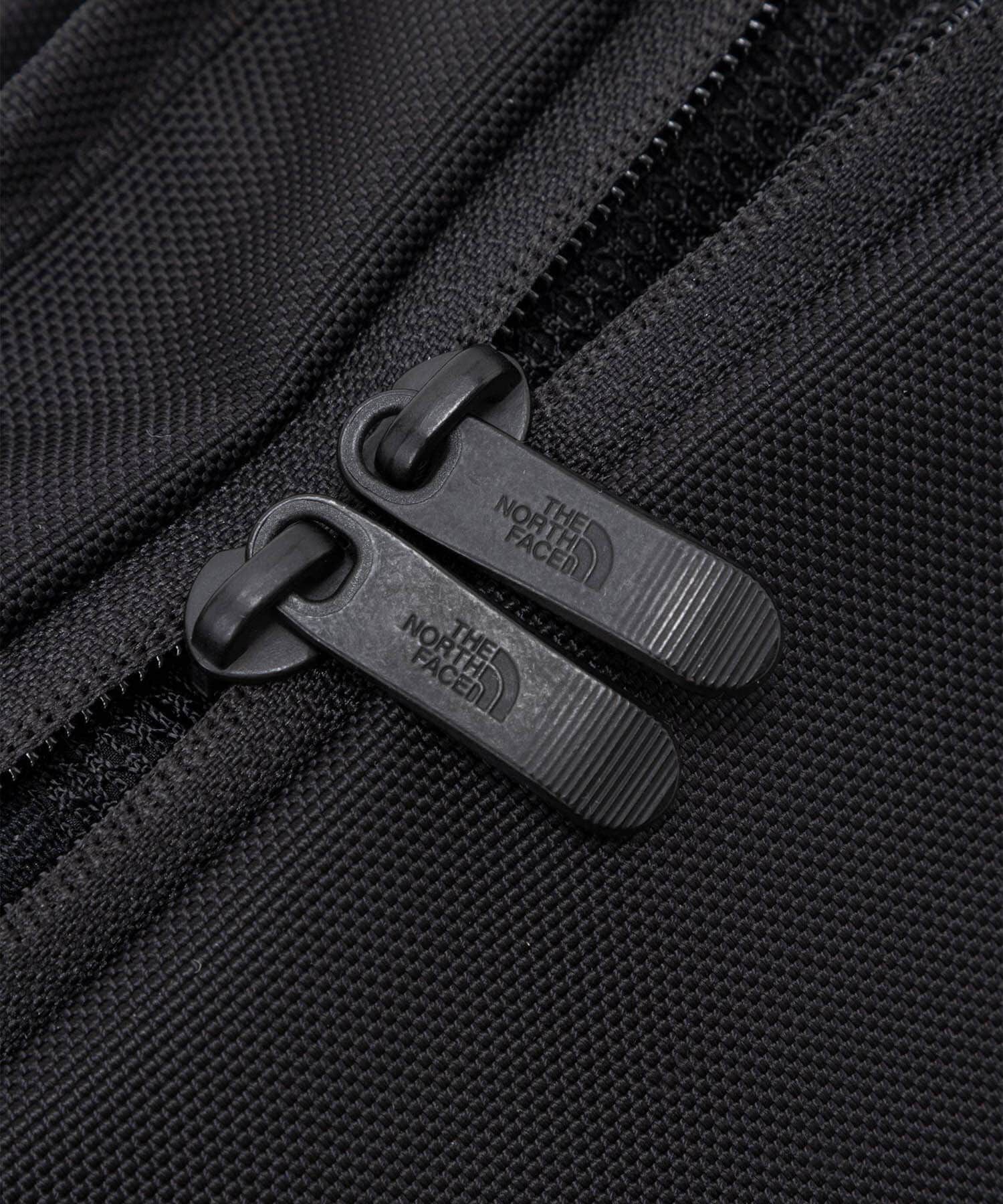 URBAN RESEARCH DOORS「THE NORTH FACE　Shuttle Shoulder Pouch」|ショルダー・メッセンジャー|