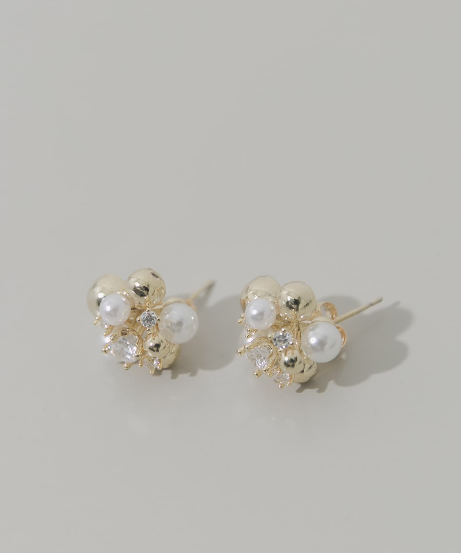 SMELLY「パールビジューピアス」|ピアス|