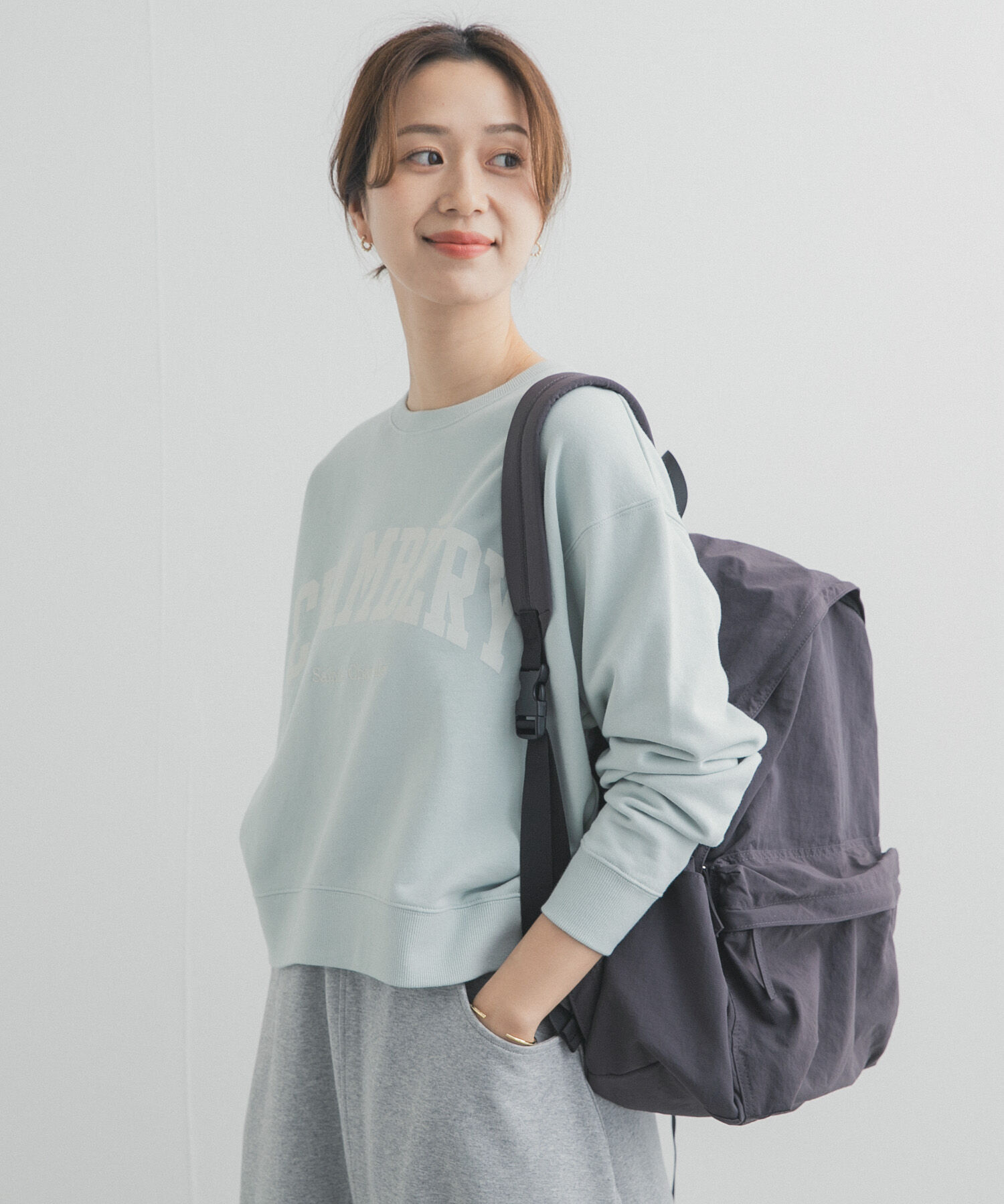 URBAN RESEARCH DOORS「カレッジロゴ刺繍スウェット」|スウェット・ジャージ|