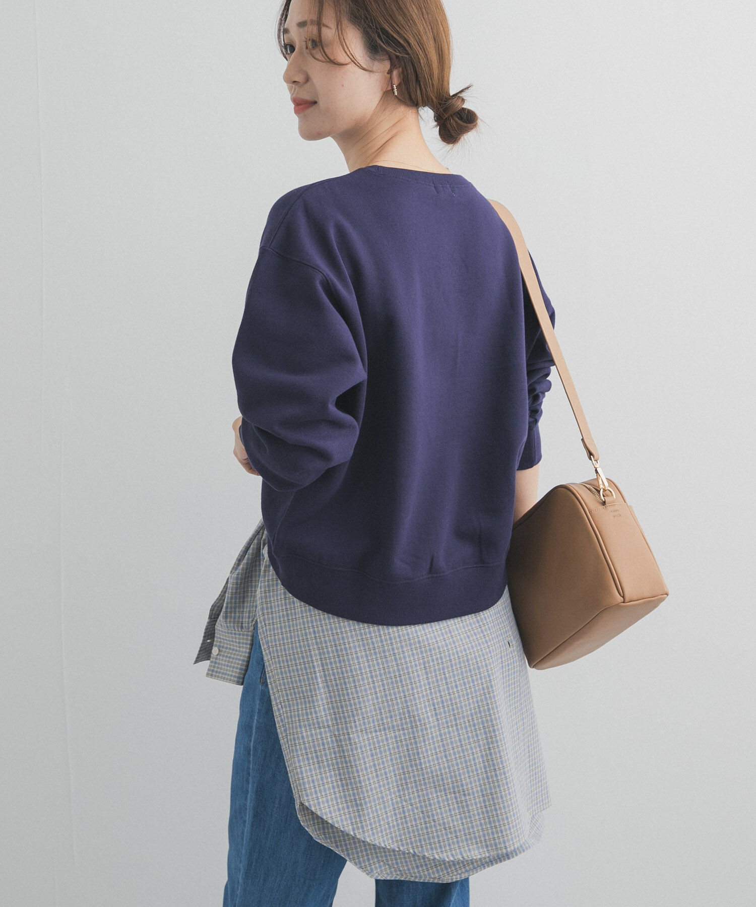 URBAN RESEARCH DOORS「カレッジロゴ刺繍スウェット」|スウェット・ジャージ|
