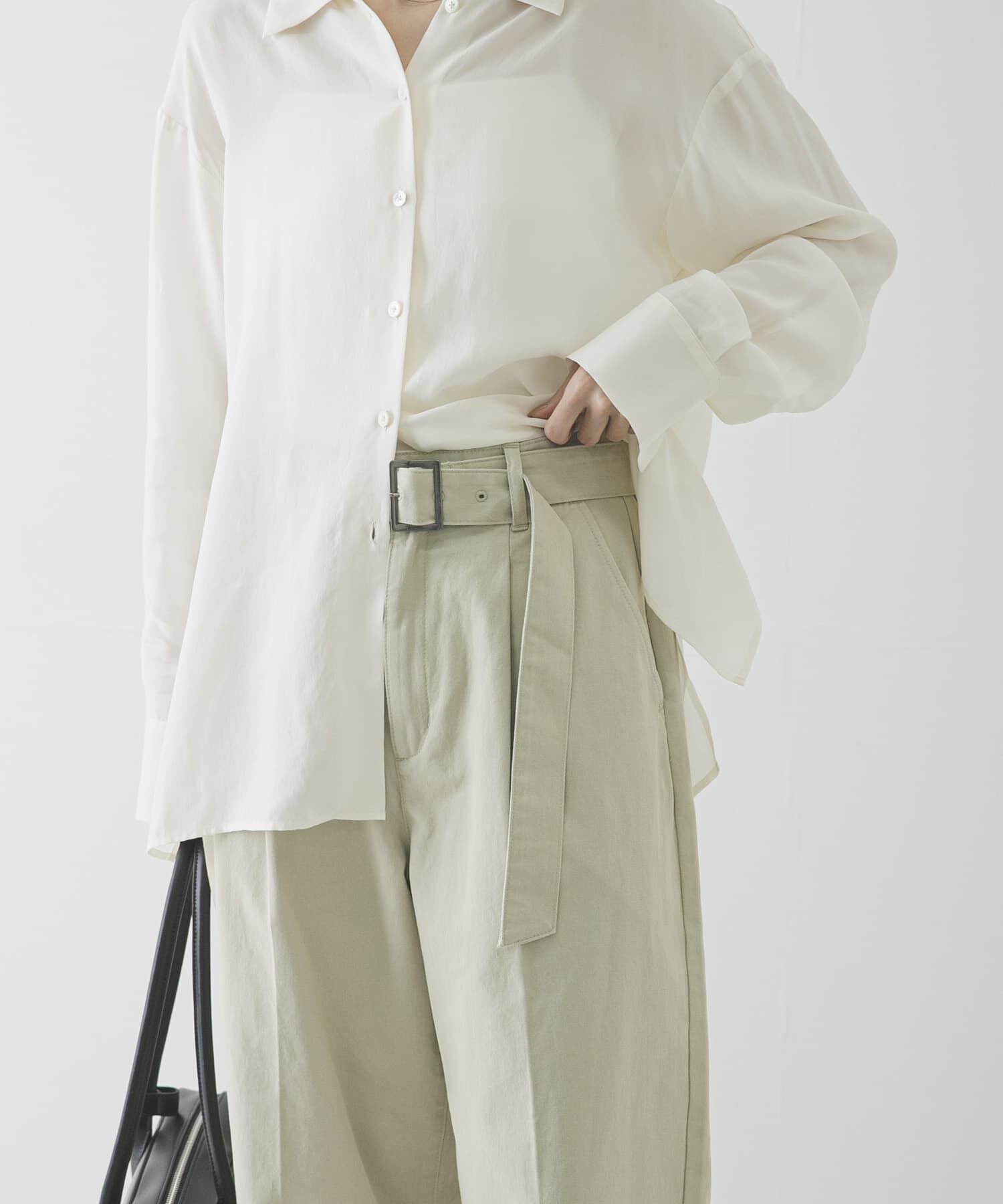 URBAN RESEARCH「『3サイズ展開』ベルト付きタックワイドチノパンツ」|その他|