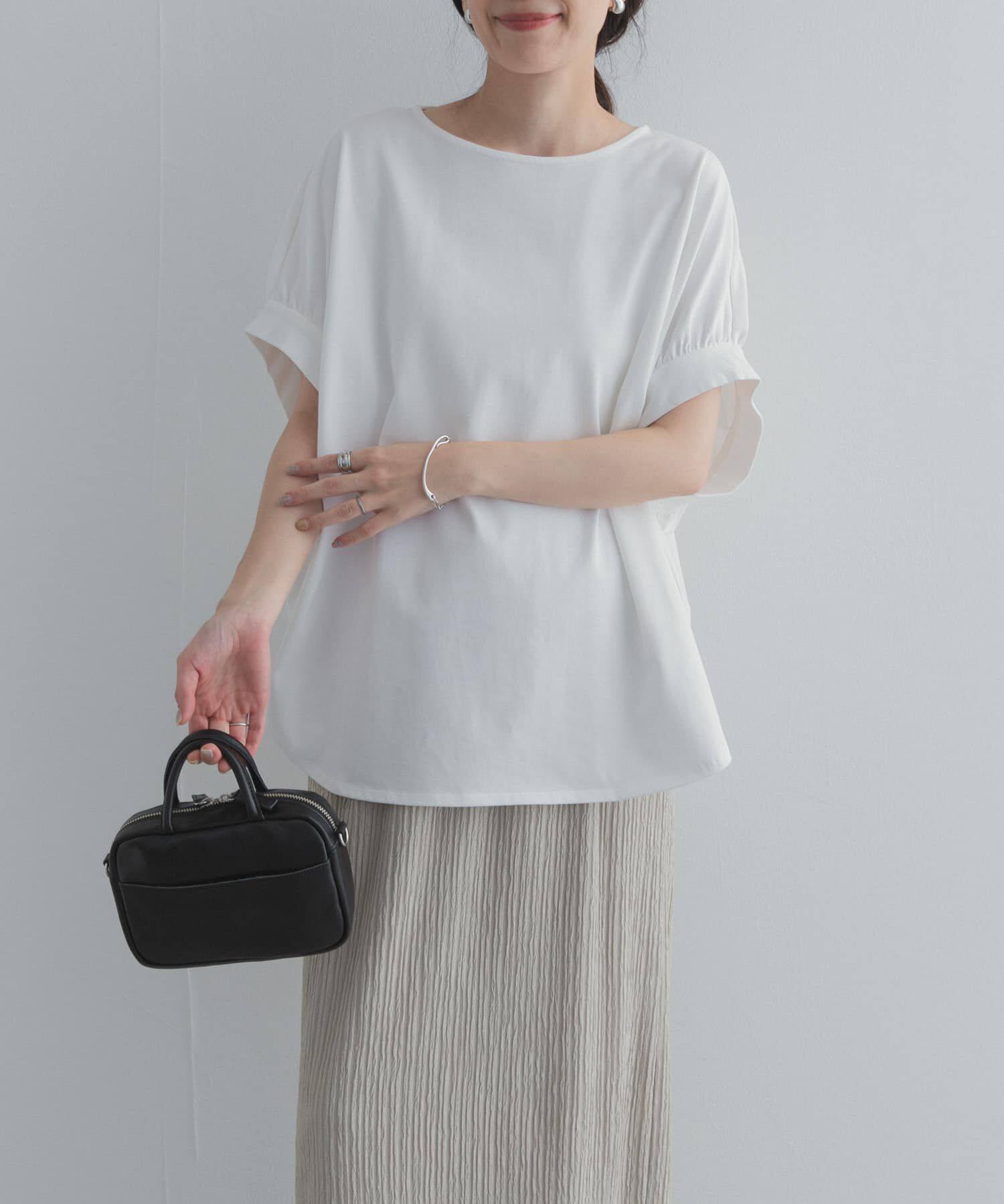 URBAN RESEARCH DOORS「袖ギャザーワイドプルオーバー」|Tシャツ・カットソー|オフホワイト