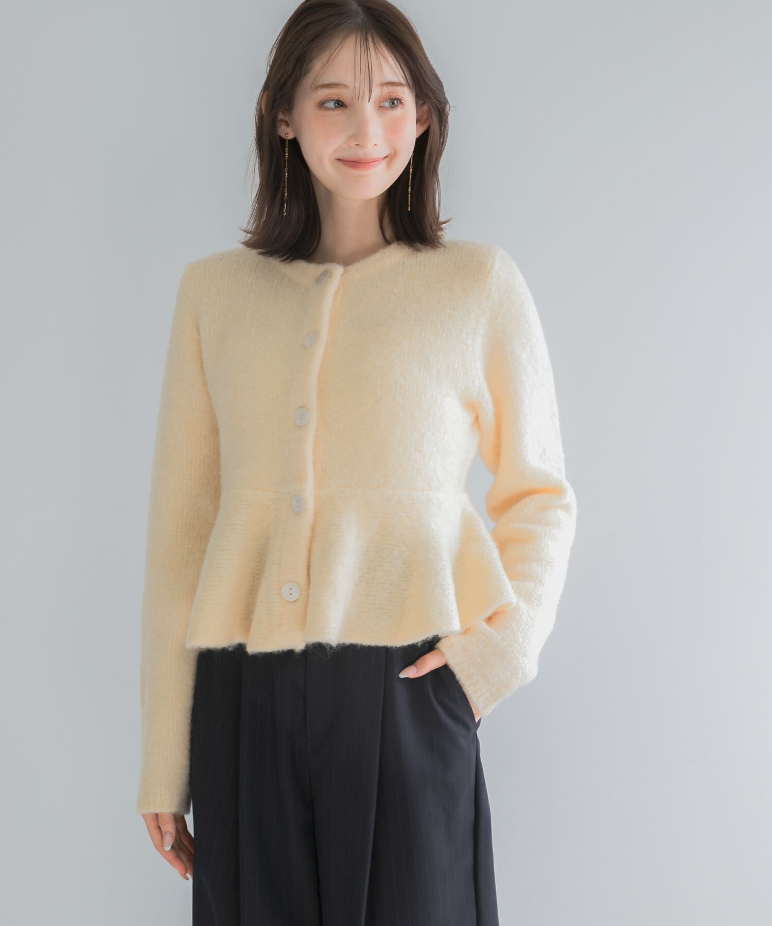URBAN RESEARCH ROSSO「『WEB限定』ブークレーペプラムカーディガン」|カーディガン|