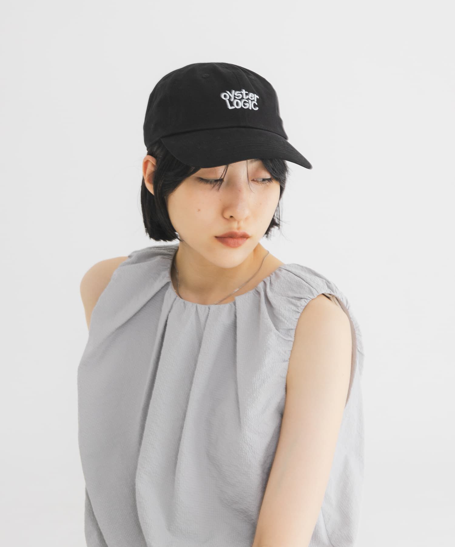 「ハンドドローライクエンブロイダリーCAP」|キャップ・キャスケット|