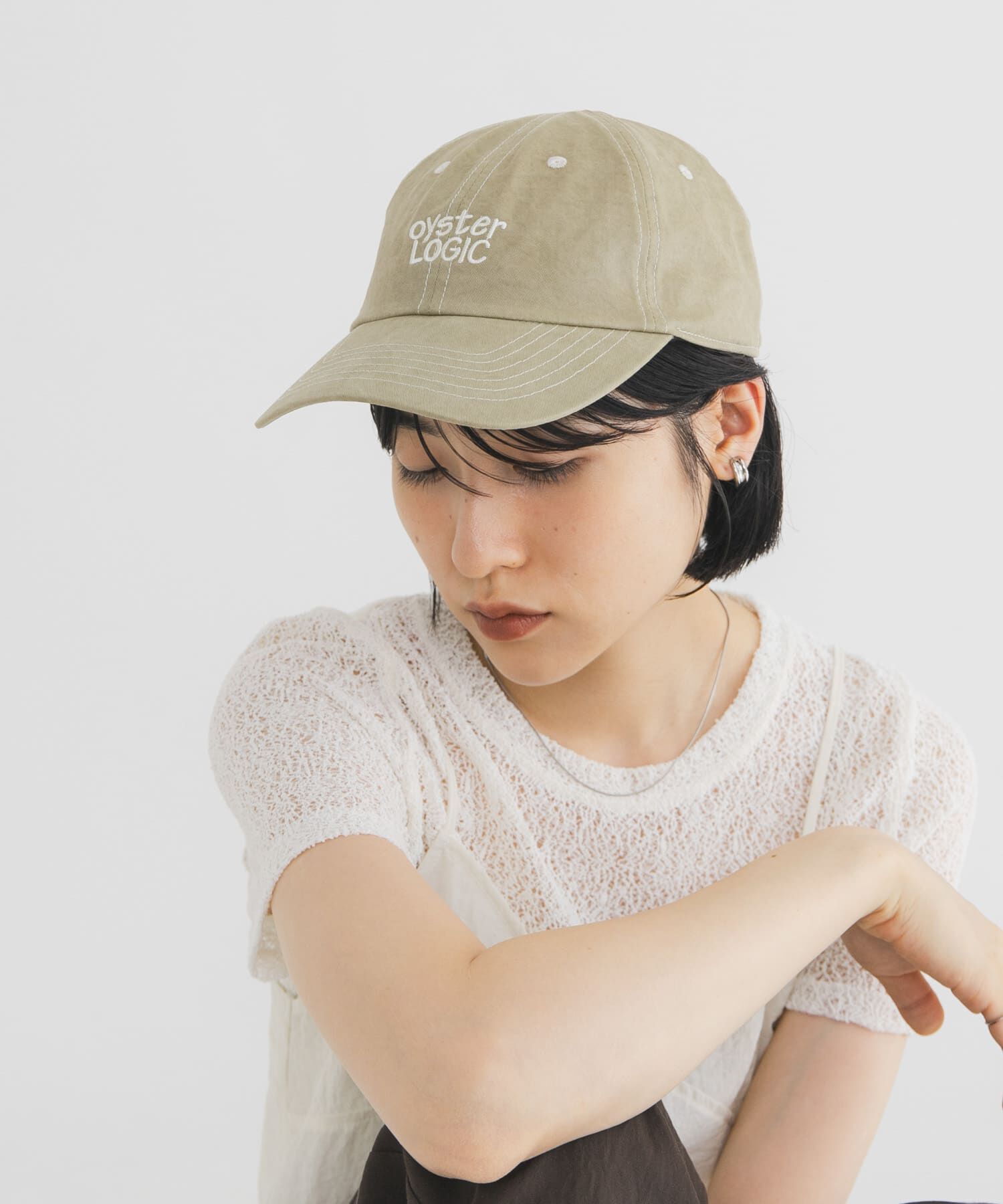  「ハンドドローライクエンブロイダリーCAP」|キャップ・キャスケット|ベージュ