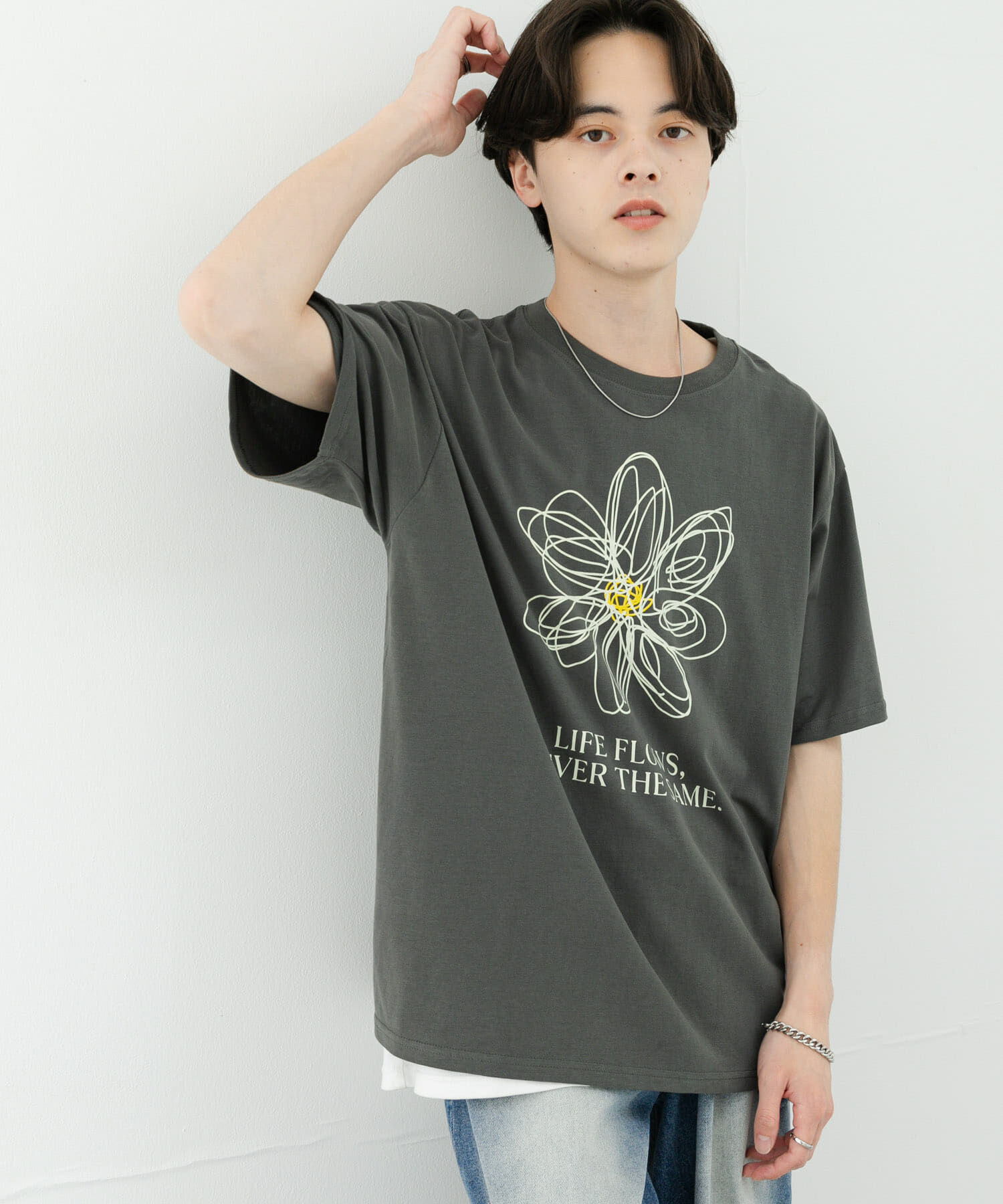 SENSE OF PLACE by URBAN RESEARCH「フラワーアートグラフィックショートスリーブTシャツ」|Tシャツ・カットソー|