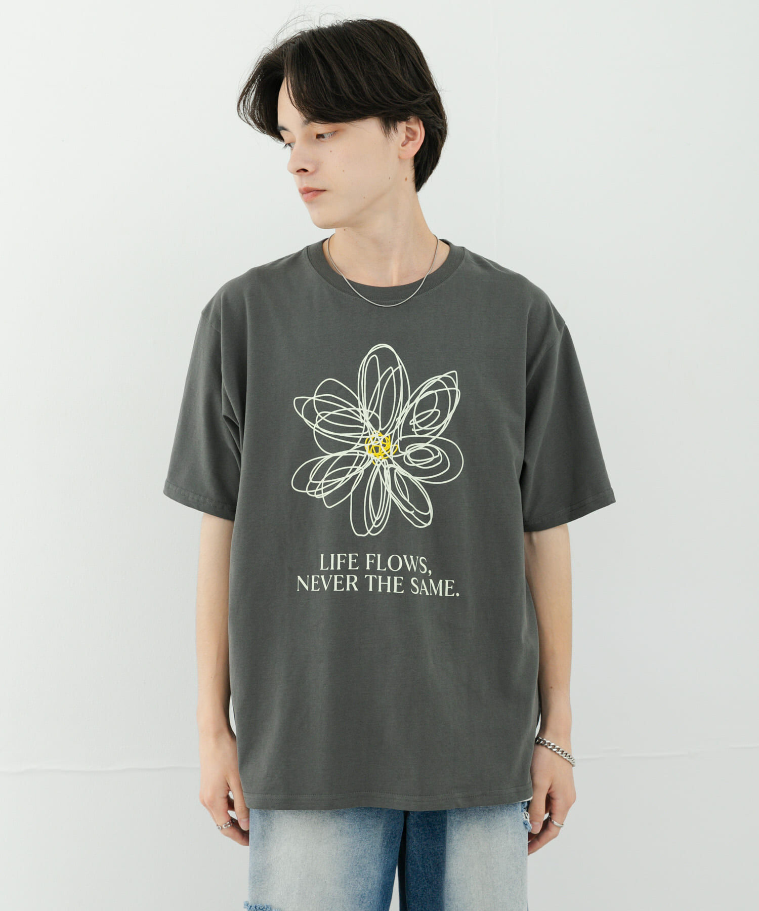 SENSE OF PLACE by URBAN RESEARCH「フラワーアートグラフィックショートスリーブTシャツ」|Tシャツ・カットソー|