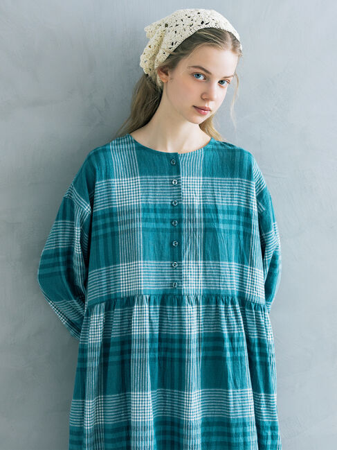 Samansa Mos2「【Cross&times;Linen】ギャザーワンピース」|ワンピース|グリーン
