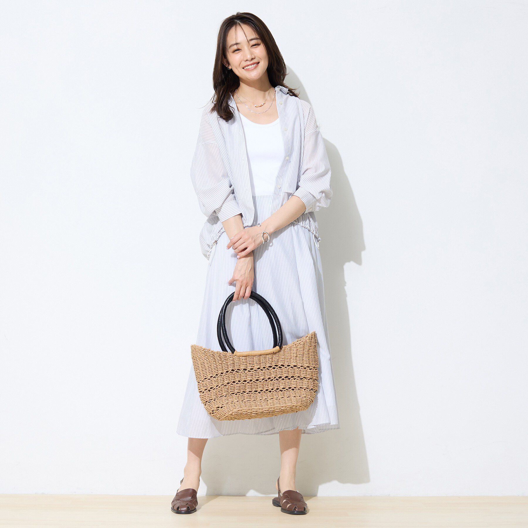 INDIVI「【接触冷感／洗える／2WAY】ドロスト付 シアーシャンブレーシャツ」|シャツ・ブラウス|