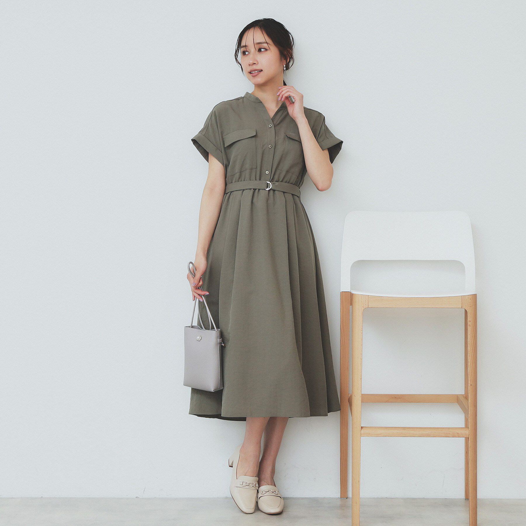 index「《7色展開／XS-LLサイズ》ダブルポケットスキッパーシャツワンピース【吸水速乾／防シワ／イージーア」|ワンピース|