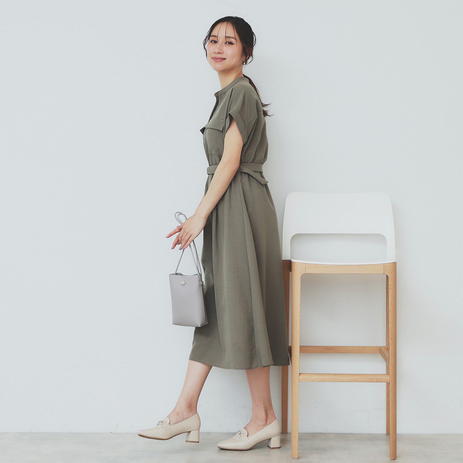 index「《7色展開／XS-LLサイズ》ダブルポケットスキッパーシャツワンピース【吸水速乾／防シワ／イージーア」|ワンピース|