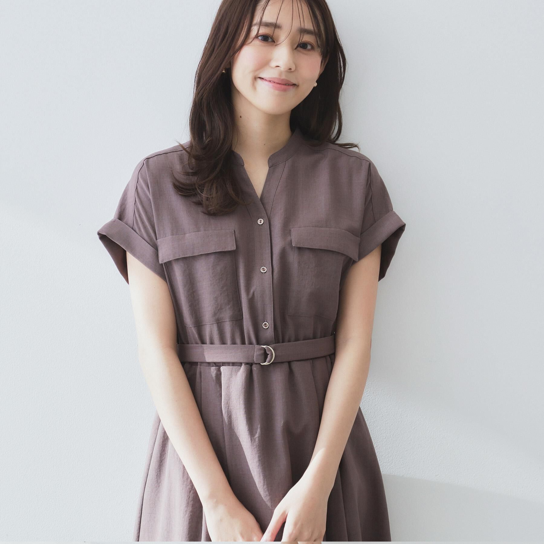 index「《7色展開／XS-LLサイズ》ダブルポケットスキッパーシャツワンピース【吸水速乾／防シワ／イージーア」|ワンピース|
