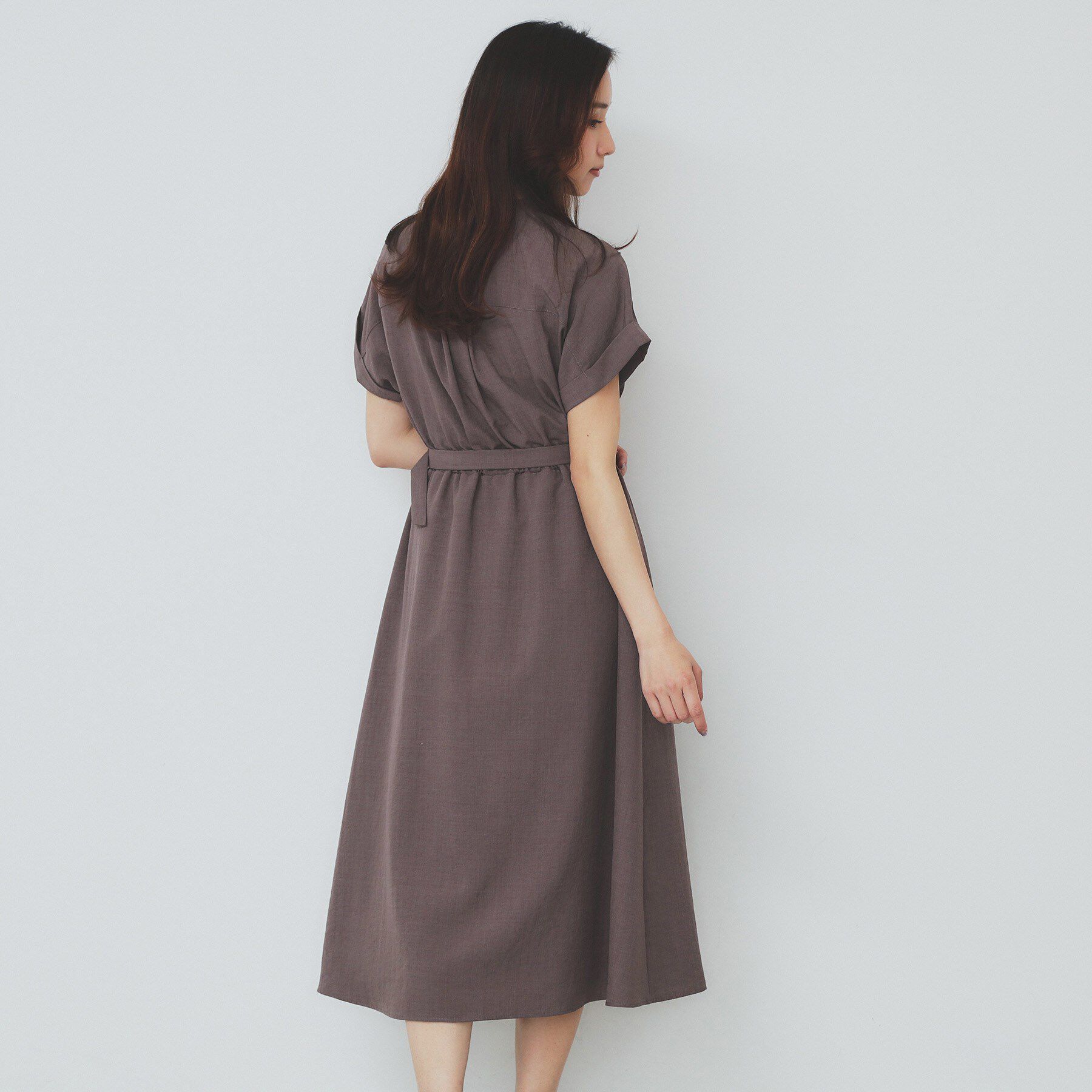 index「《7色展開／XS-LLサイズ》ダブルポケットスキッパーシャツワンピース【吸水速乾／防シワ／イージーア」|ワンピース|