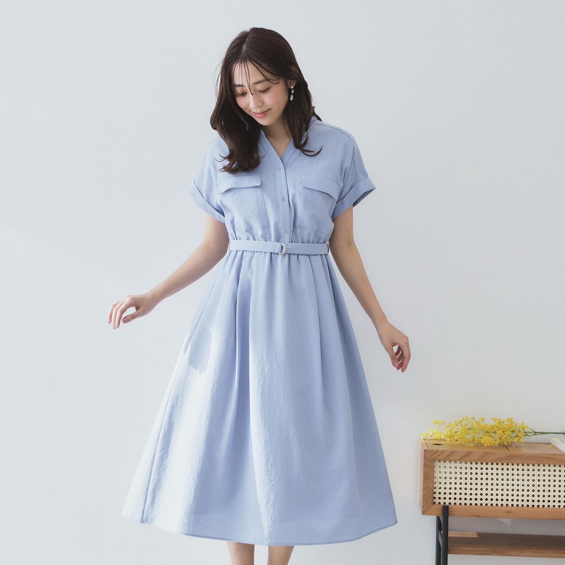 index「《7色展開／XS-LLサイズ》ダブルポケットスキッパーシャツワンピース【吸水速乾／防シワ／イージーア」|ワンピース|
