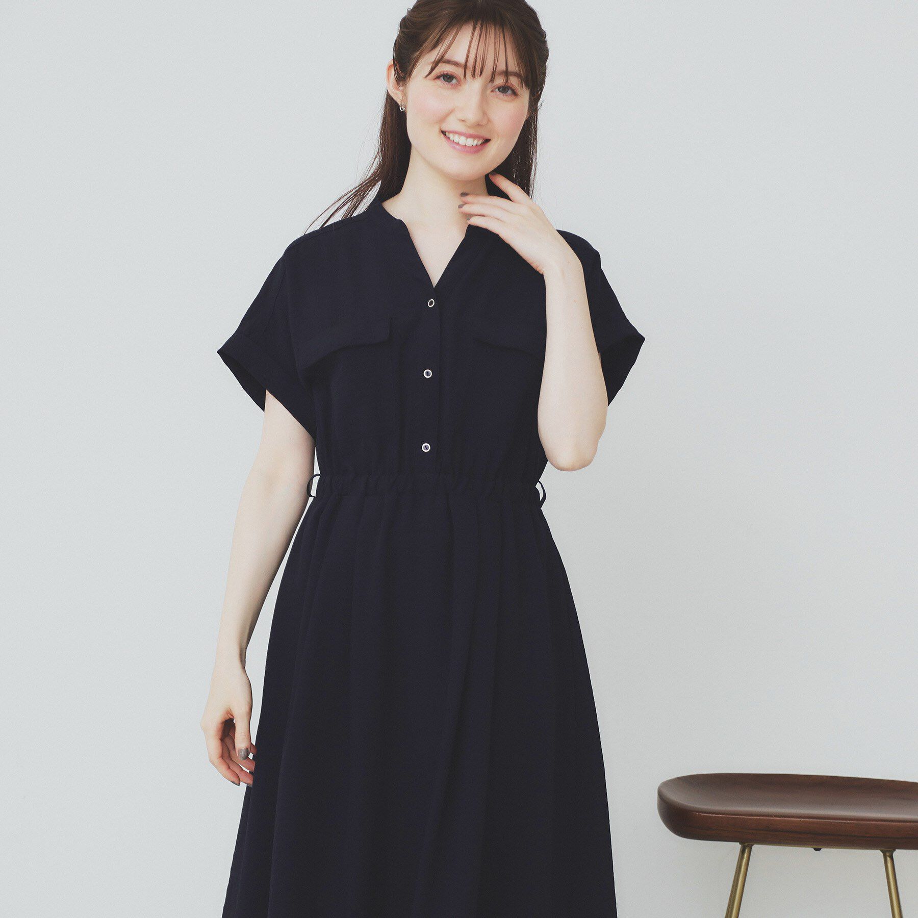 index「《7色展開／XS-LLサイズ》ダブルポケットスキッパーシャツワンピース【吸水速乾／防シワ／イージーア」|ワンピース|