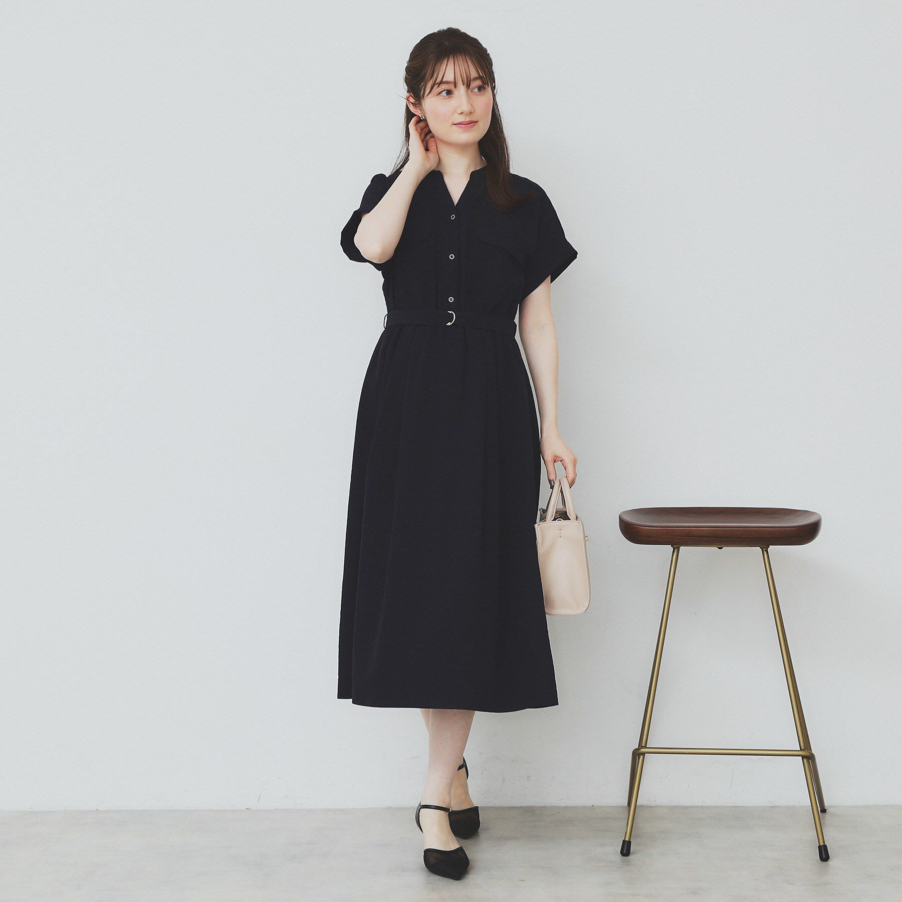 index「《7色展開／XS-LLサイズ》ダブルポケットスキッパーシャツワンピース【吸水速乾／防シワ／イージーア」|ワンピース|