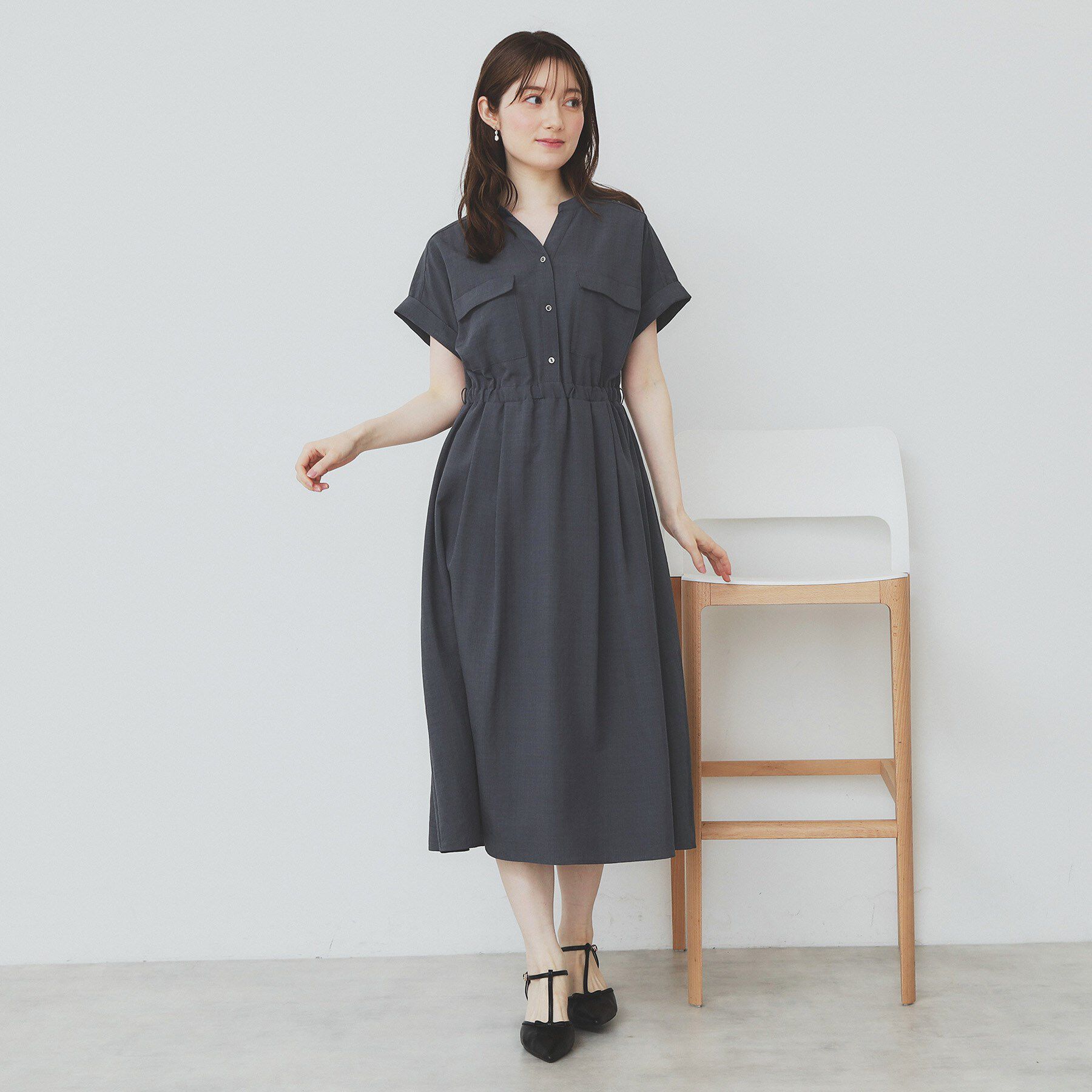 index「《7色展開／XS-LLサイズ》ダブルポケットスキッパーシャツワンピース【吸水速乾／防シワ／イージーア」|ワンピース|