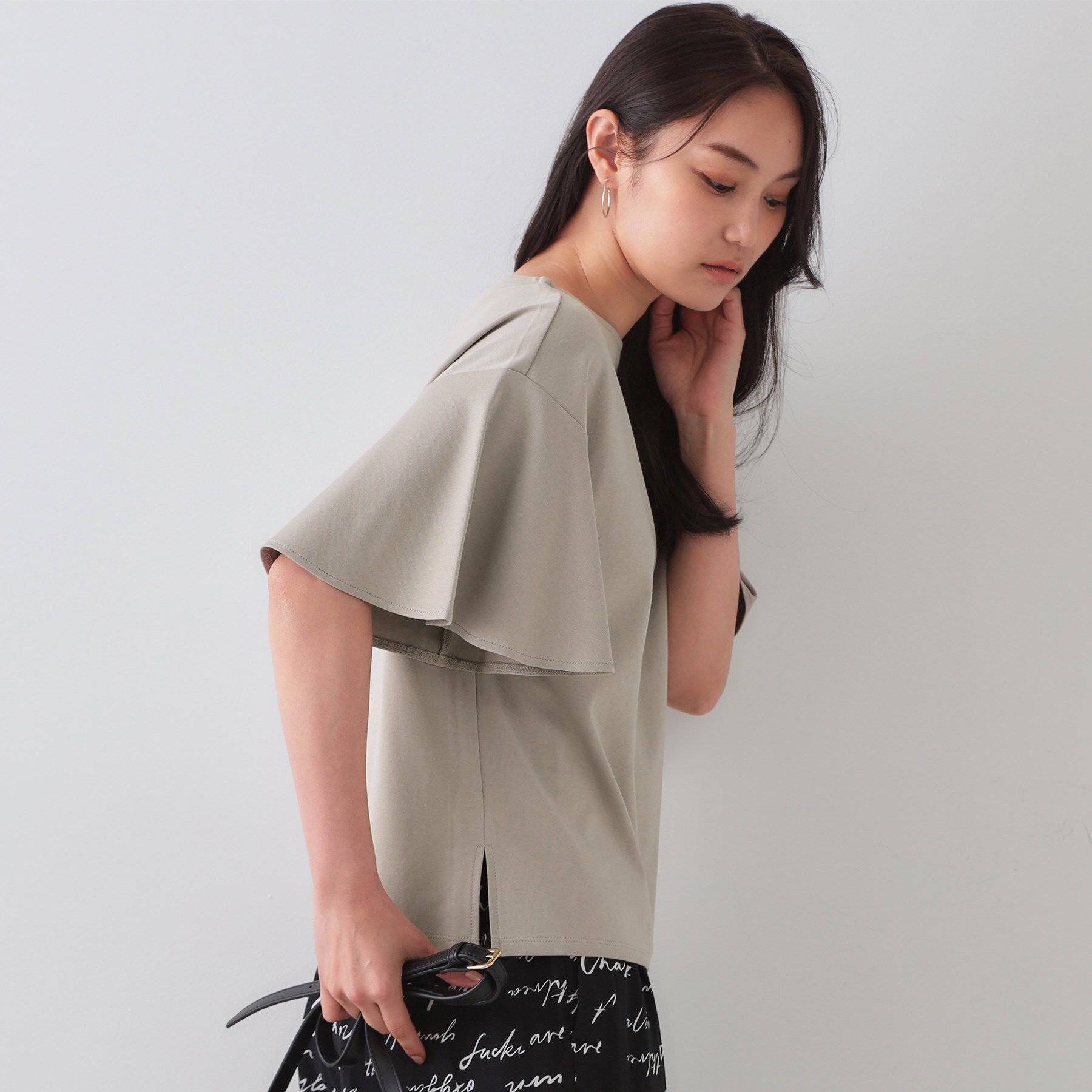 OPAQUE.CLIP「《S-LLサイズ》フレアスリーブカッソー【UV／接触冷感／洗濯機洗い可】」|Tシャツ・カットソー|