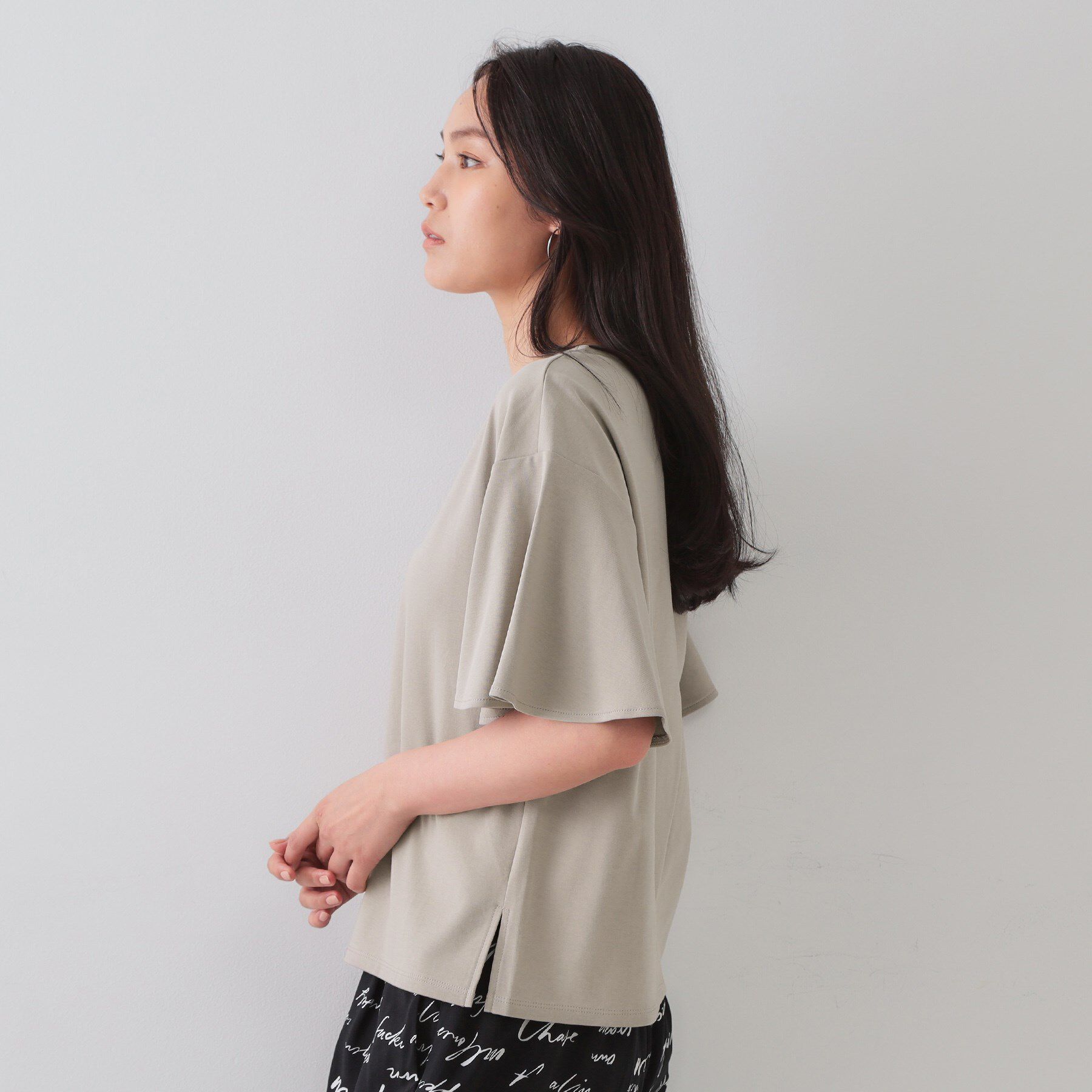 OPAQUE.CLIP「《S-LLサイズ》フレアスリーブカッソー【UV／接触冷感／洗濯機洗い可】」|Tシャツ・カットソー|