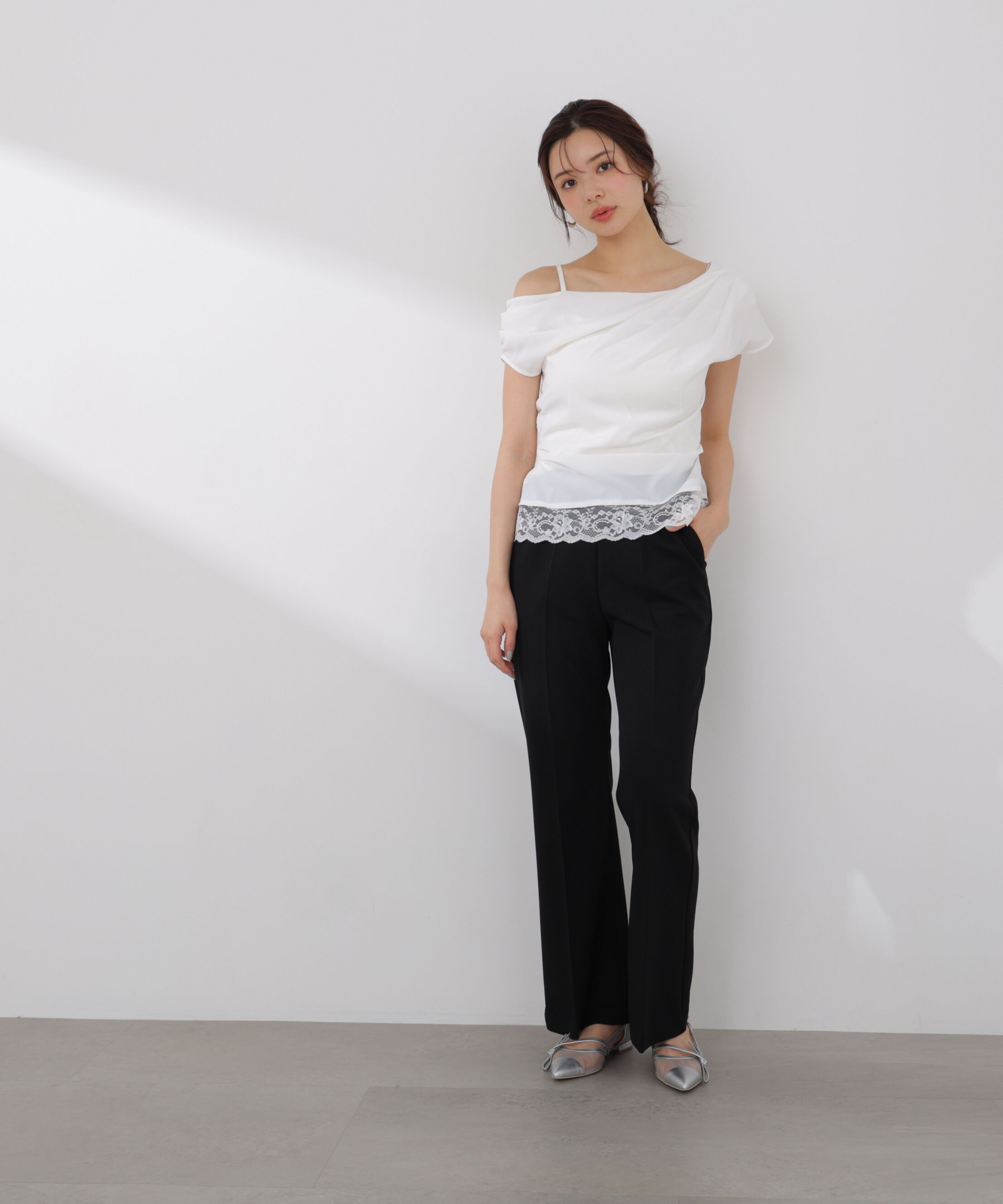 PROPORTION BODY DRESSING「〈a/mie〉アシメドレープブラウス」|シャツ・ブラウス|