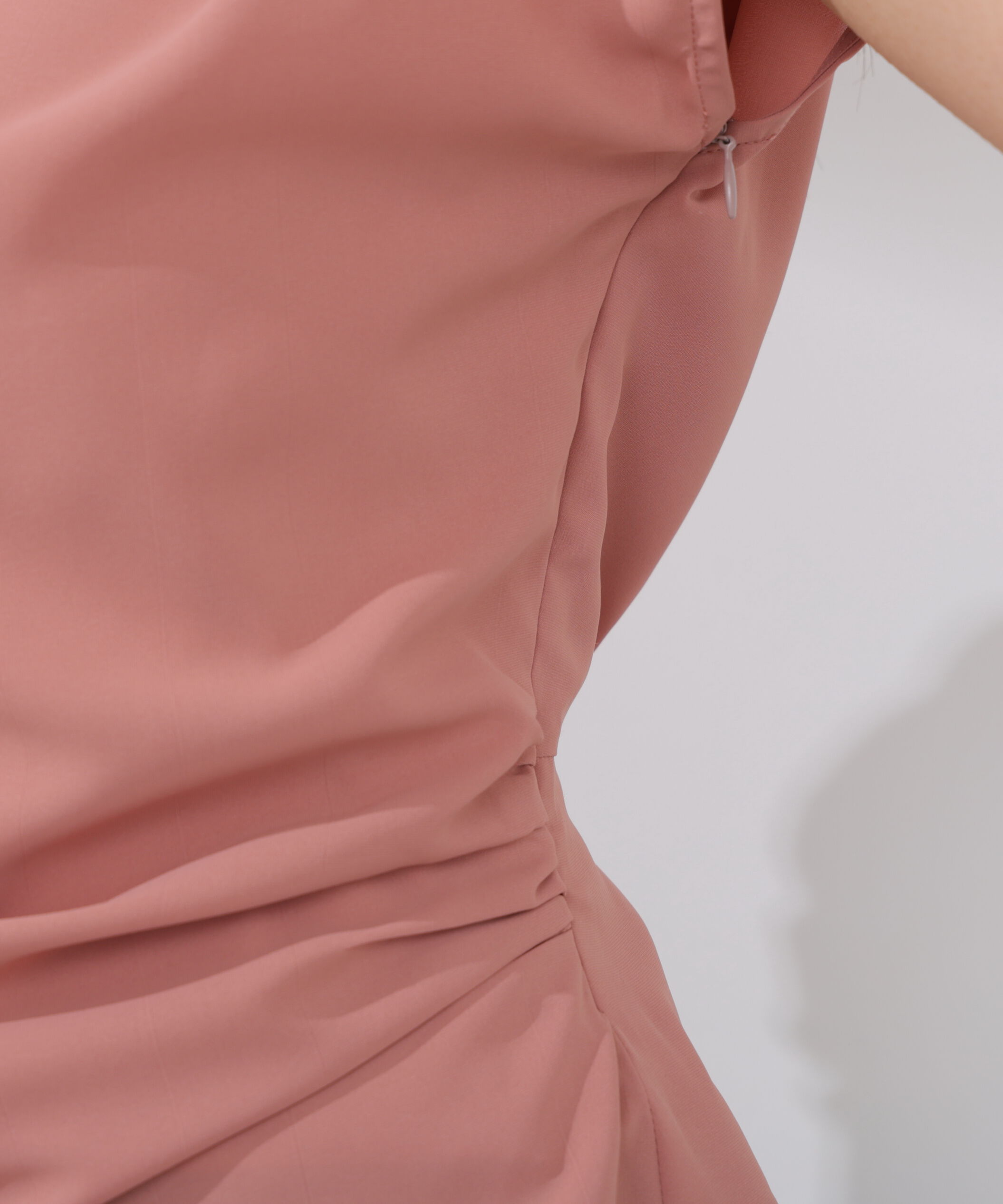 PROPORTION BODY DRESSING「〈a/mie〉アシメドレープブラウス」|シャツ・ブラウス|