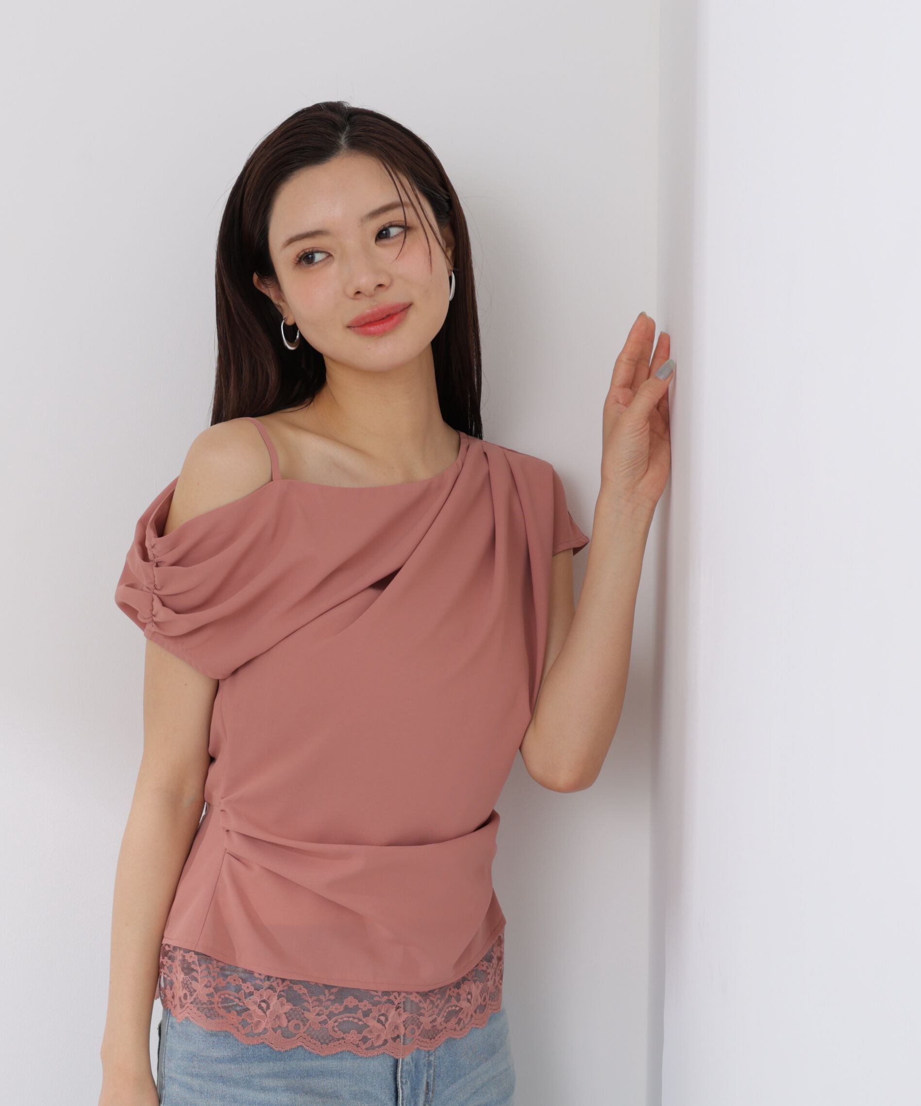 PROPORTION BODY DRESSING「〈a/mie〉アシメドレープブラウス」|シャツ・ブラウス|