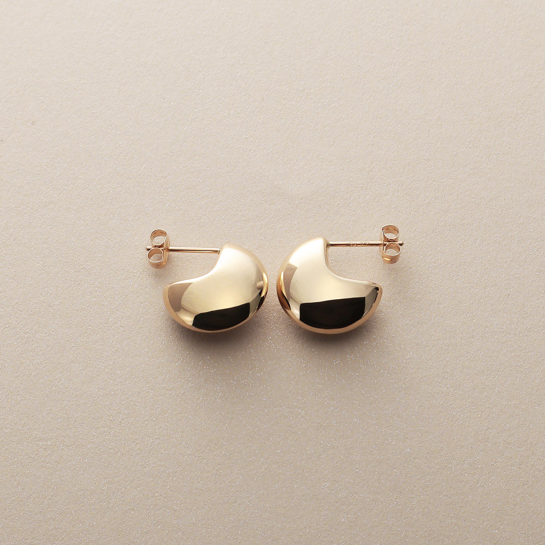 COCOSHNIK「K10中空しのぎフラット スタッズピアス」|ピアス|