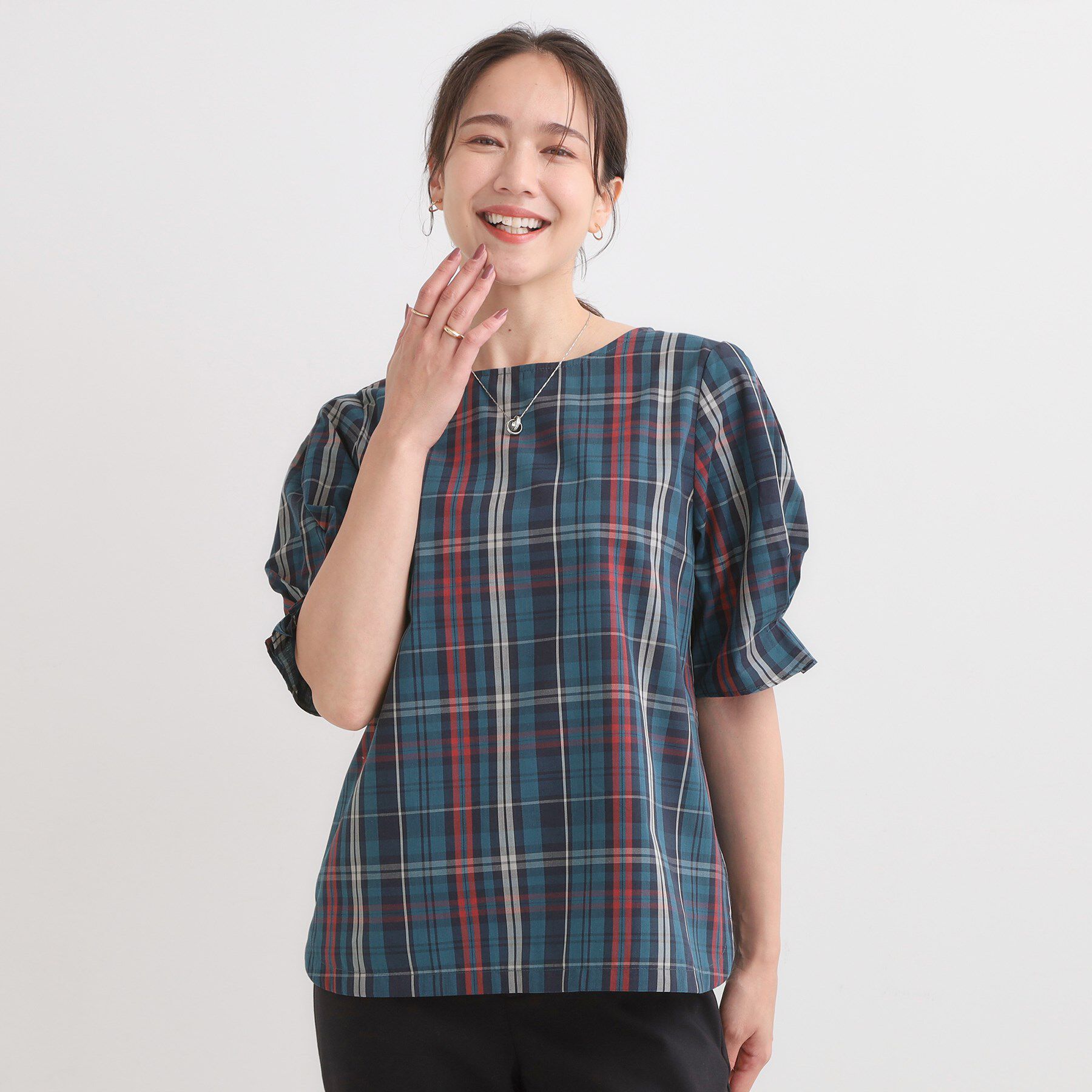 SHOO･LA･RUE「【S-LL/5分袖】お袖タックできれいに魅せる 大人のチェックブラウス」|シャツ・ブラウス|
